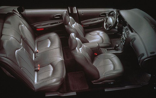 Dodge intrepid салон