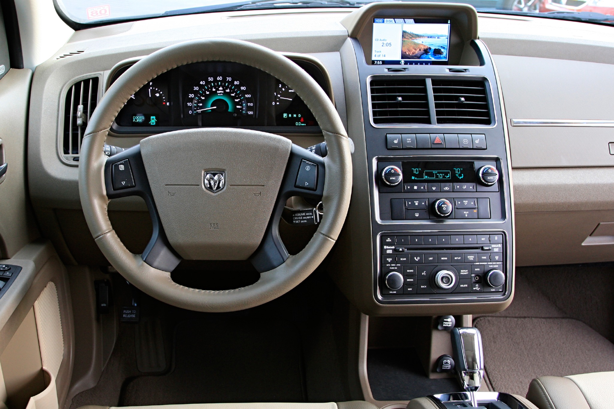 2010 dodge journey interior