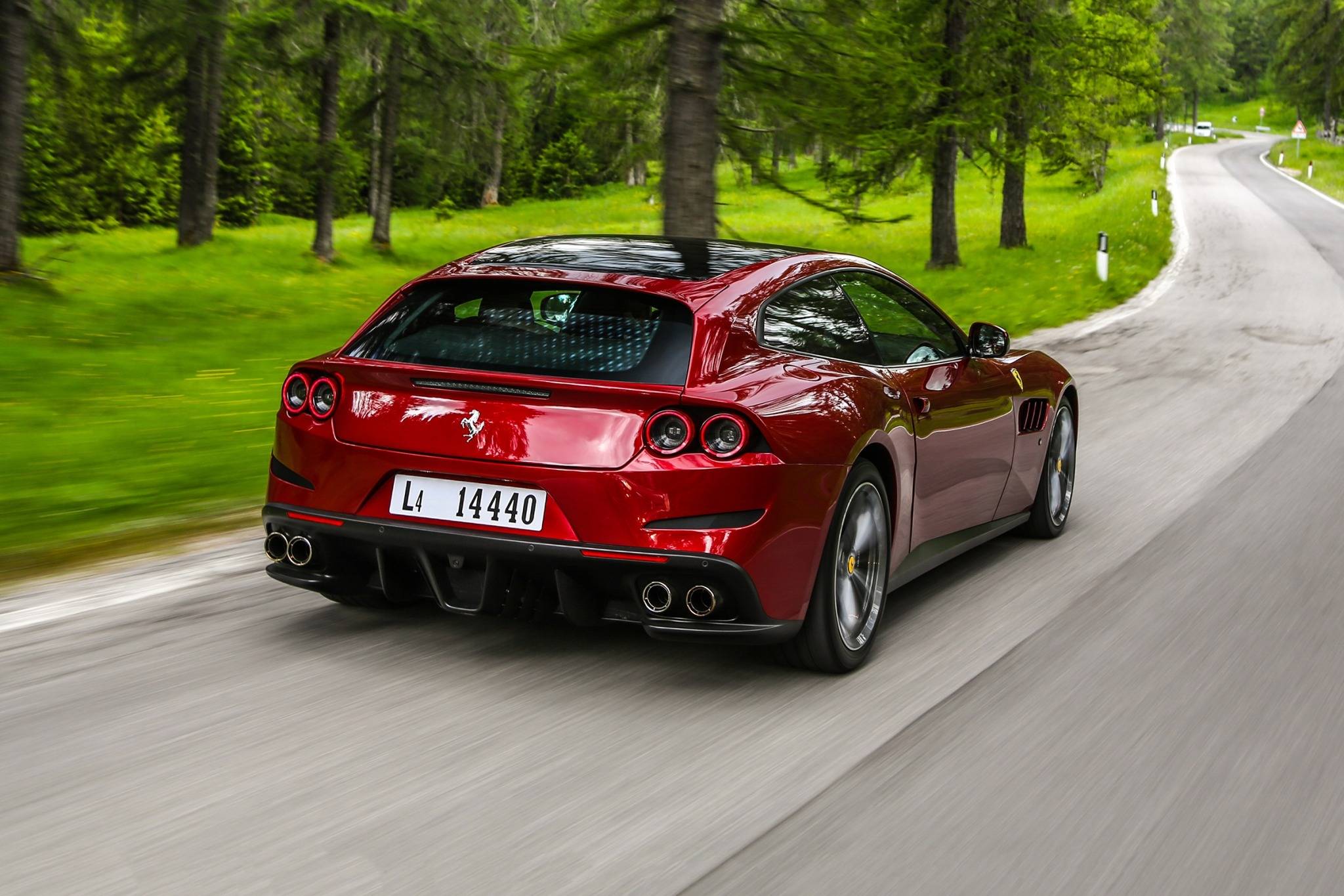 2017 ferrari gtc4lusso