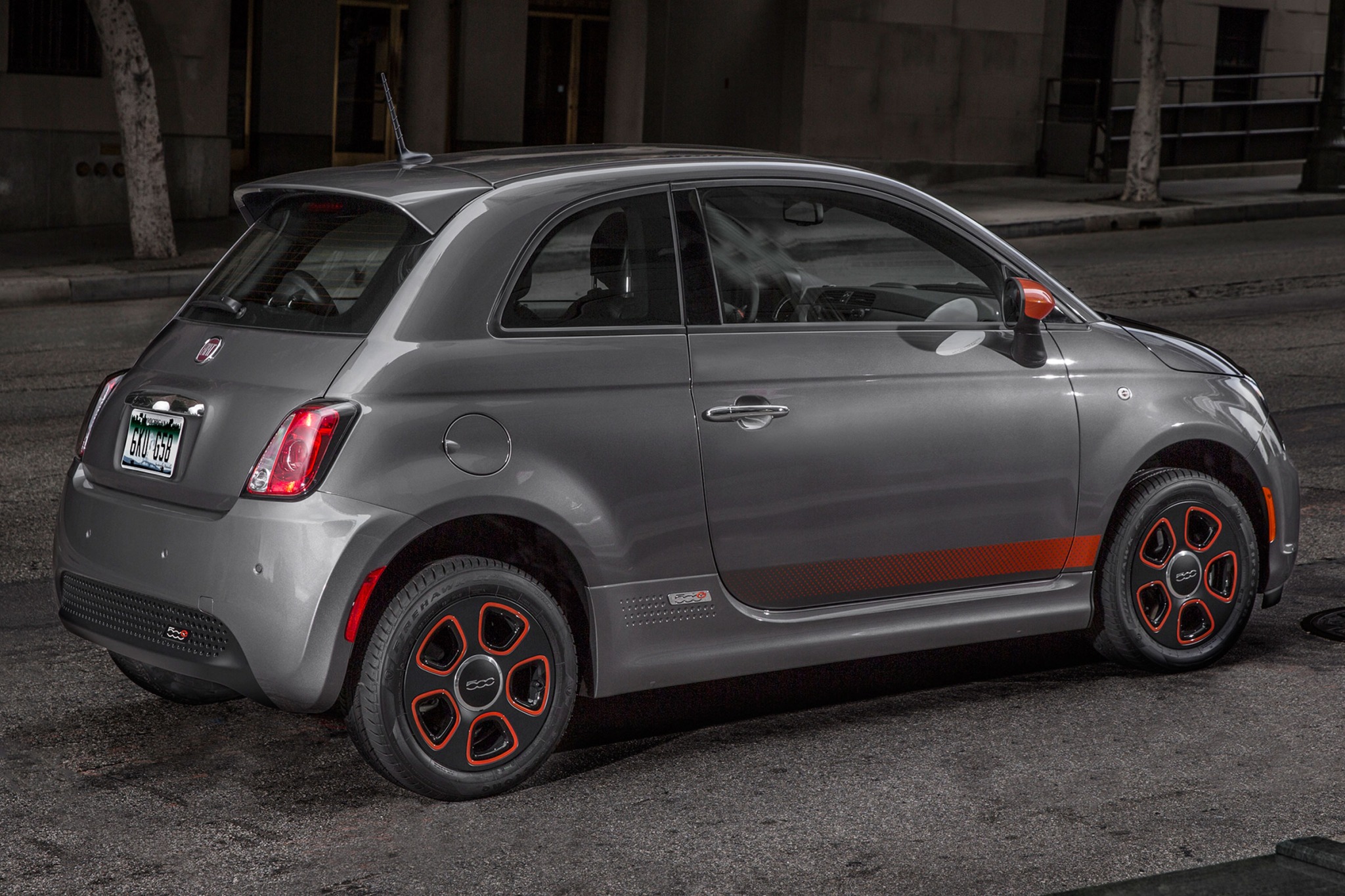 Fiat 500e клуб