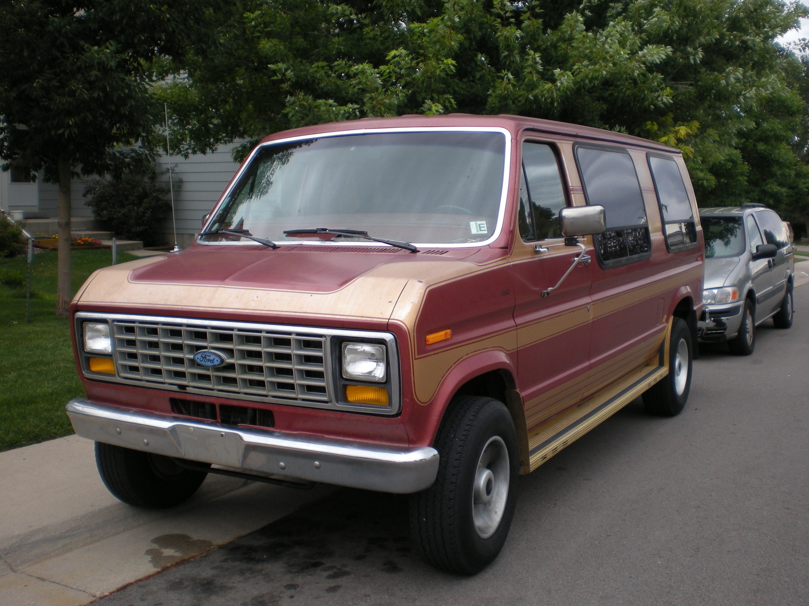 1990 Ford Econoline Vins Configurations Msrp Specs Autodetective 1990 Ford Econoline Vins Configurations Msrp Specs Autodetective