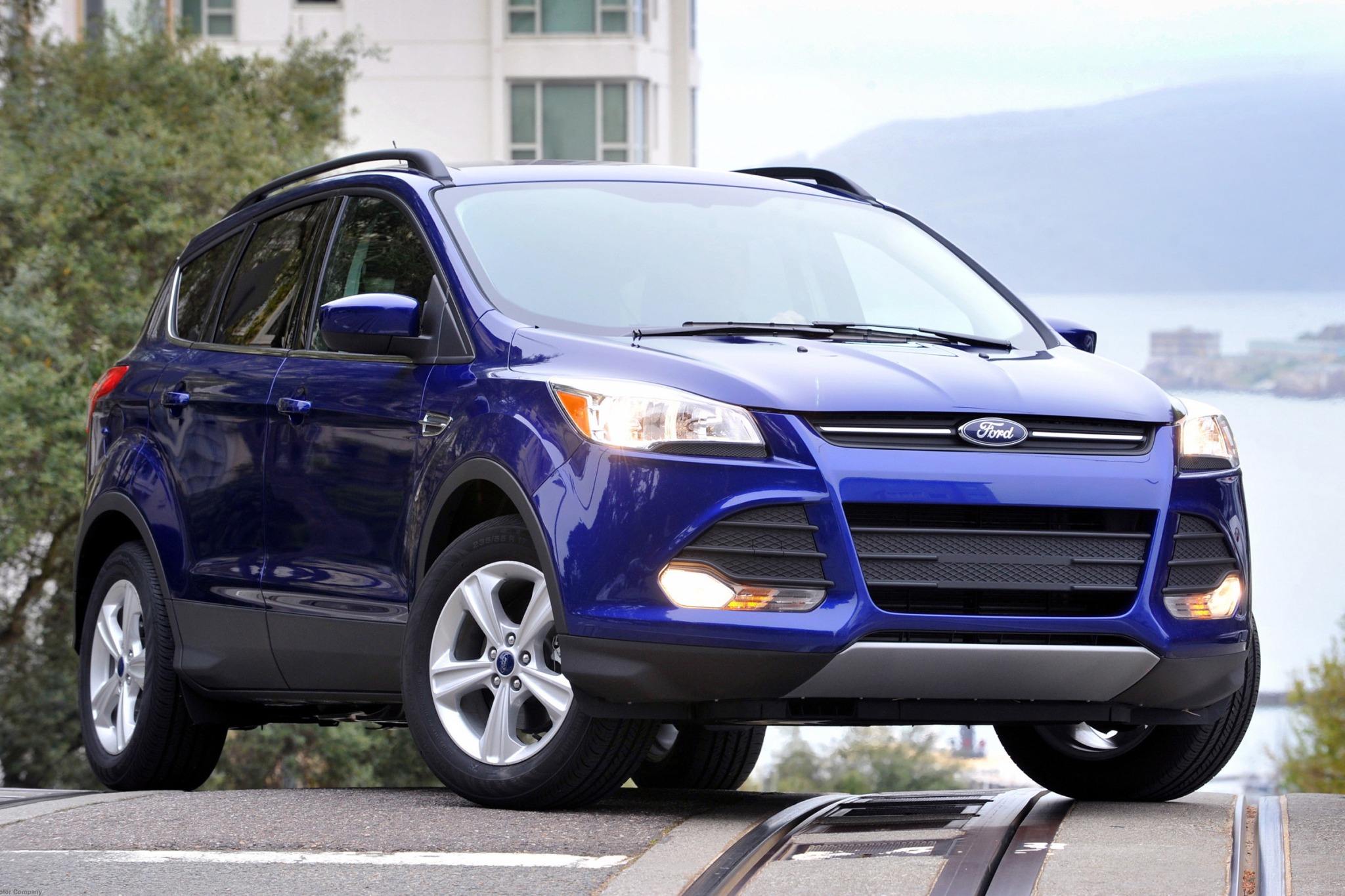 Ford escape i