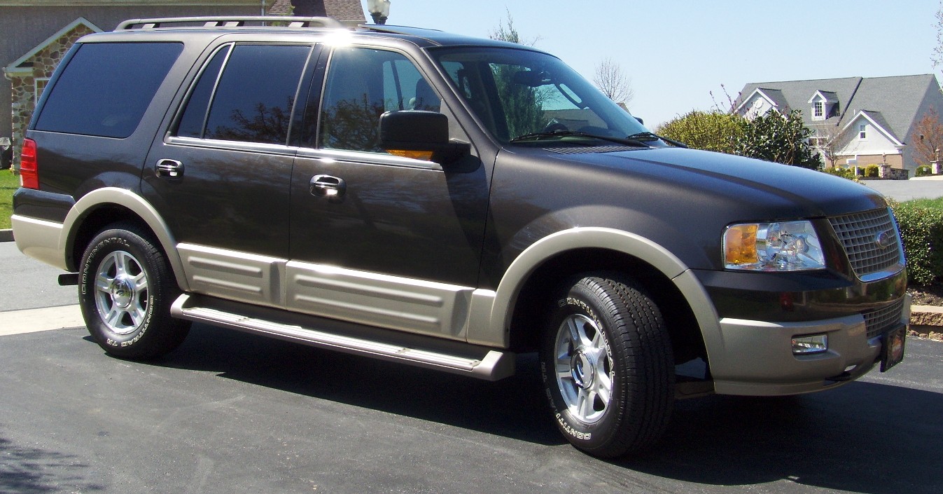 2005 ford expedition accessories