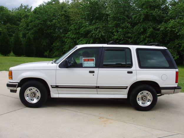 1994 Ford Explorer Vins Configurations Msrp Specs Autodetective