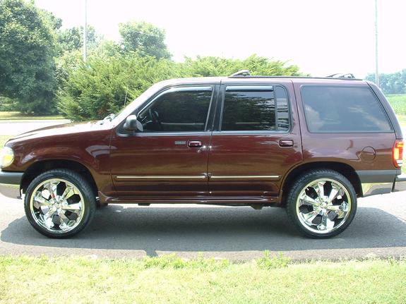 1999 Ford Explorer Vins Configurations Msrp Specs Autodetective