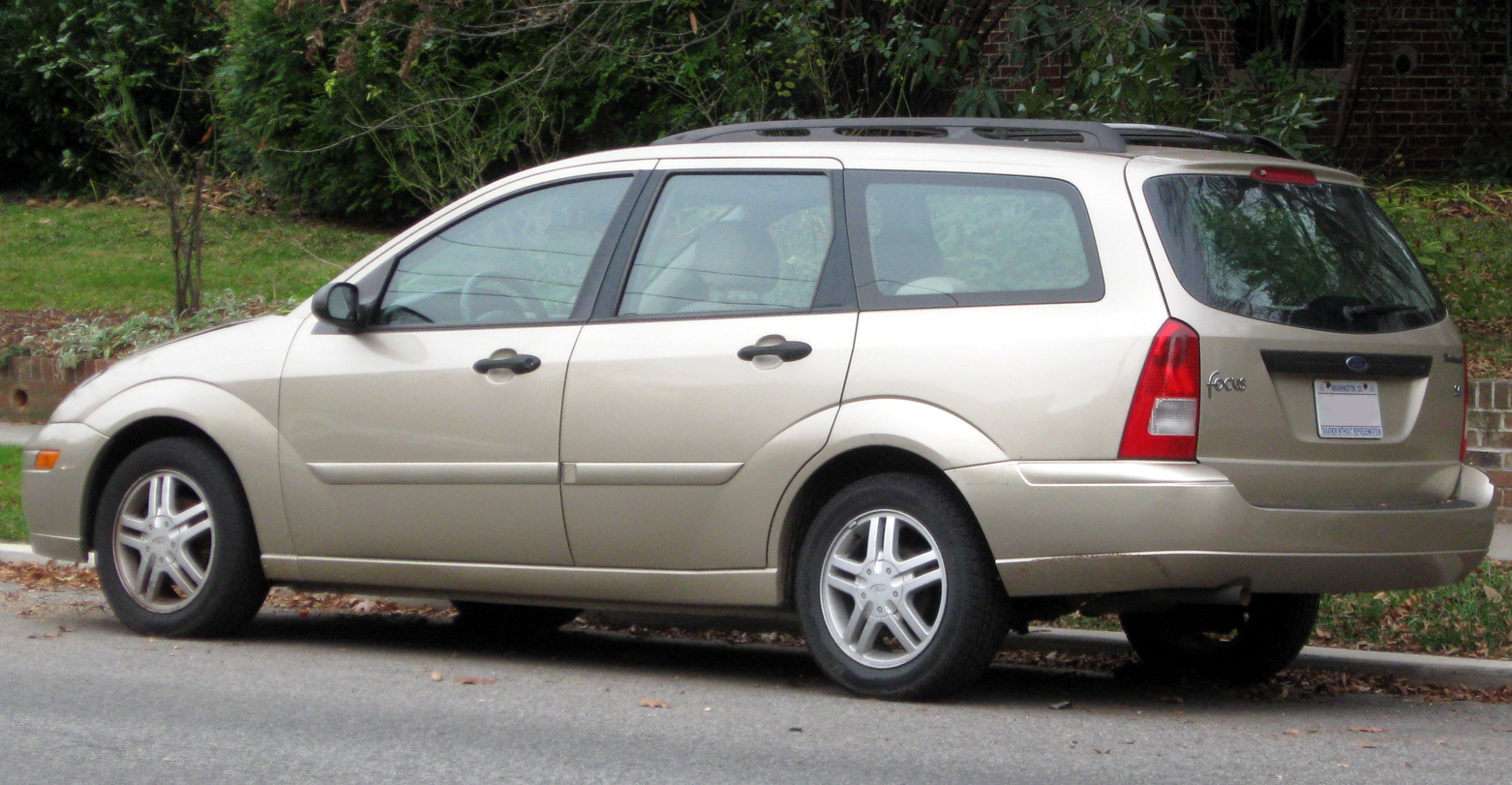 2004 ford focus hatchback 4 door