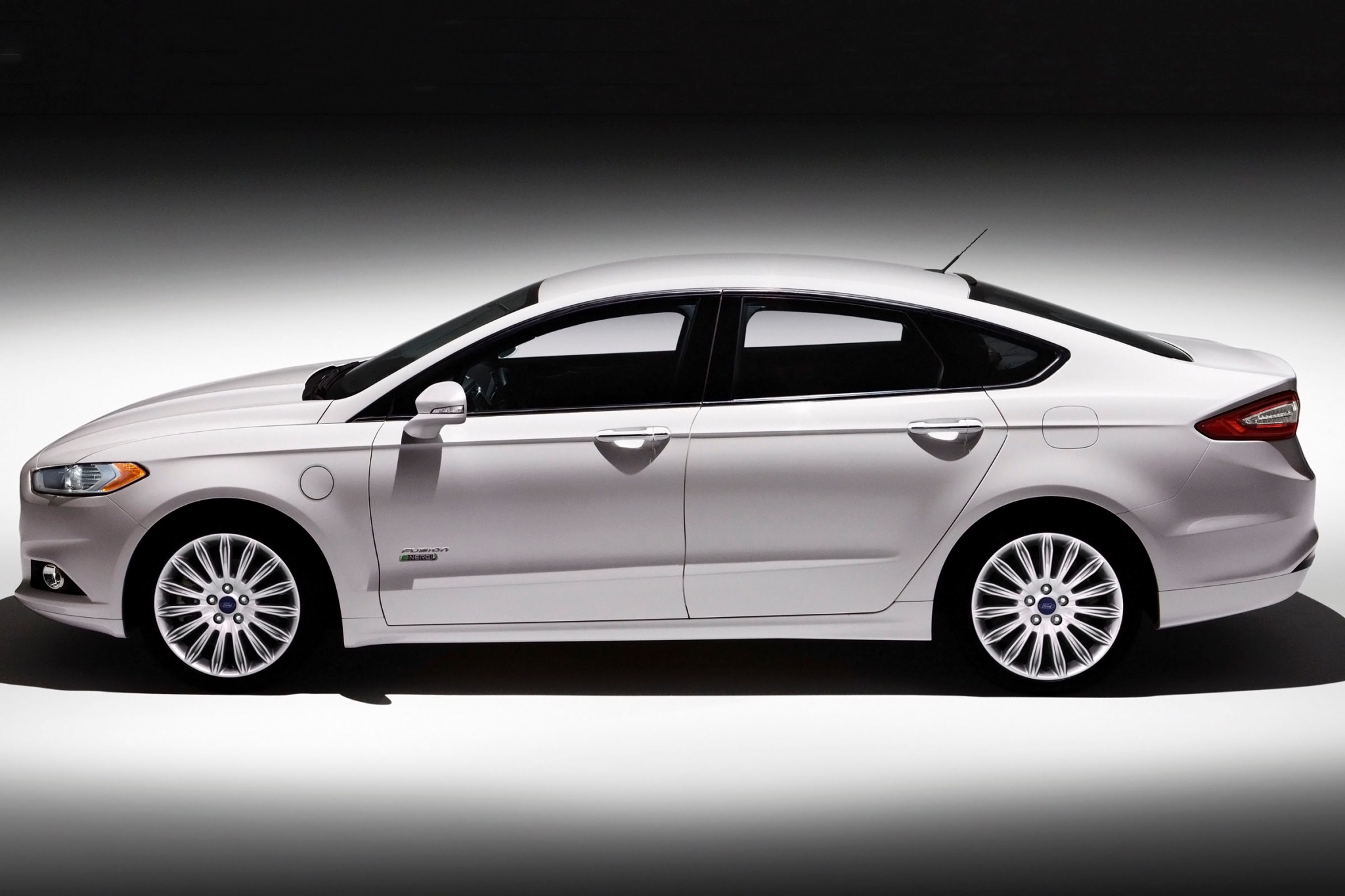 2017 Ford Fusion Sedan Configurations