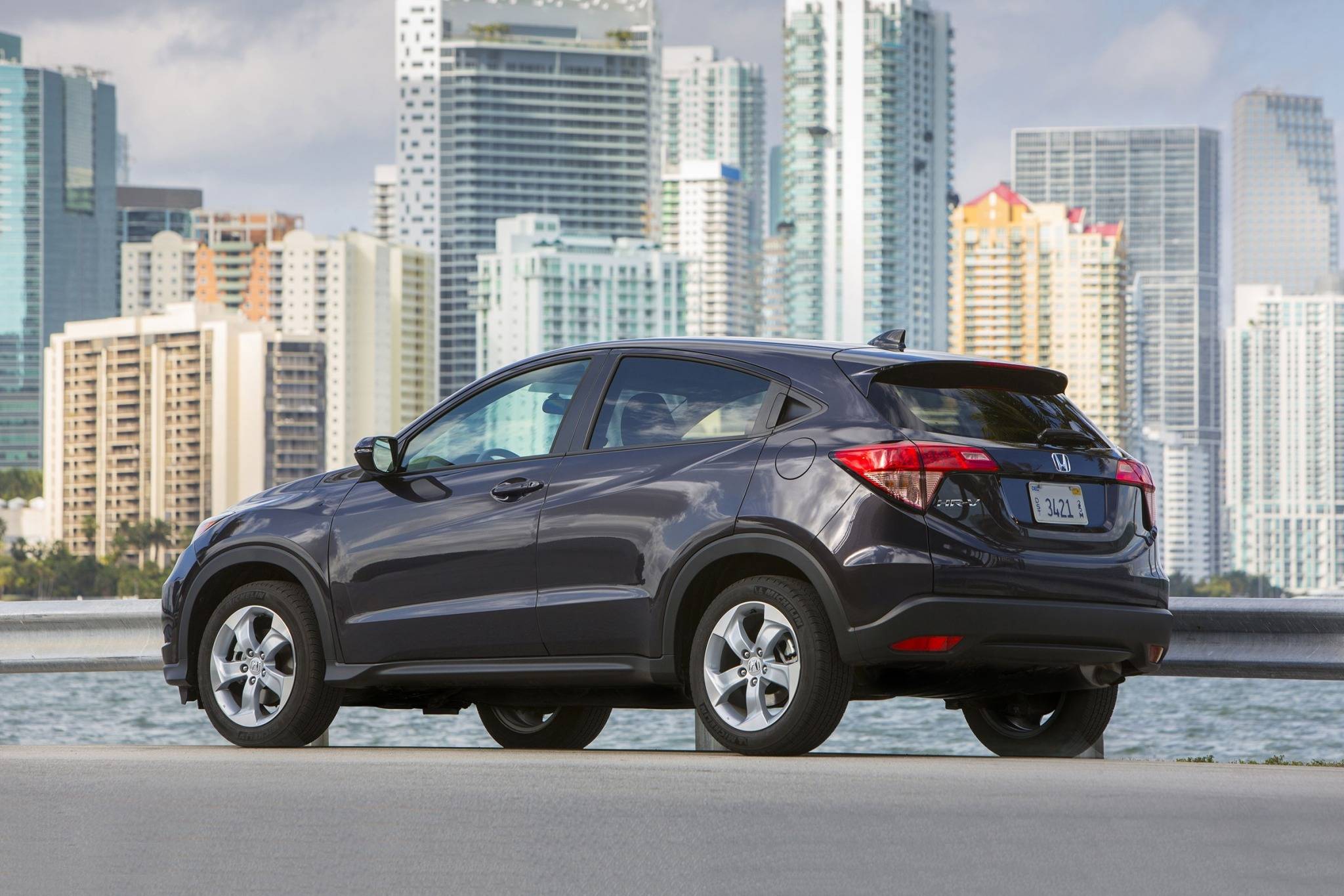 2017 Honda HRV VINs, Configurations, MSRP & Specs AutoDetective