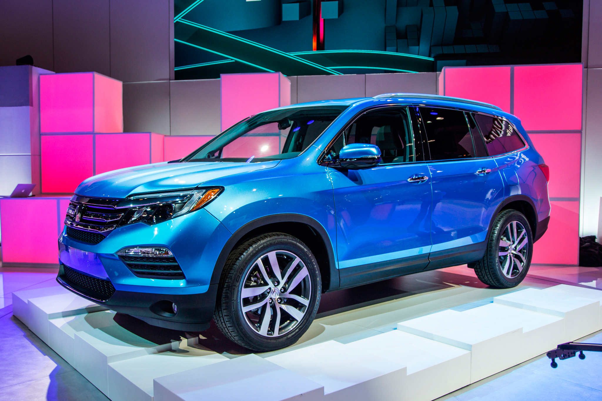 2016 Honda Pilot VINs, Configurations, MSRP & Specs AutoDetective