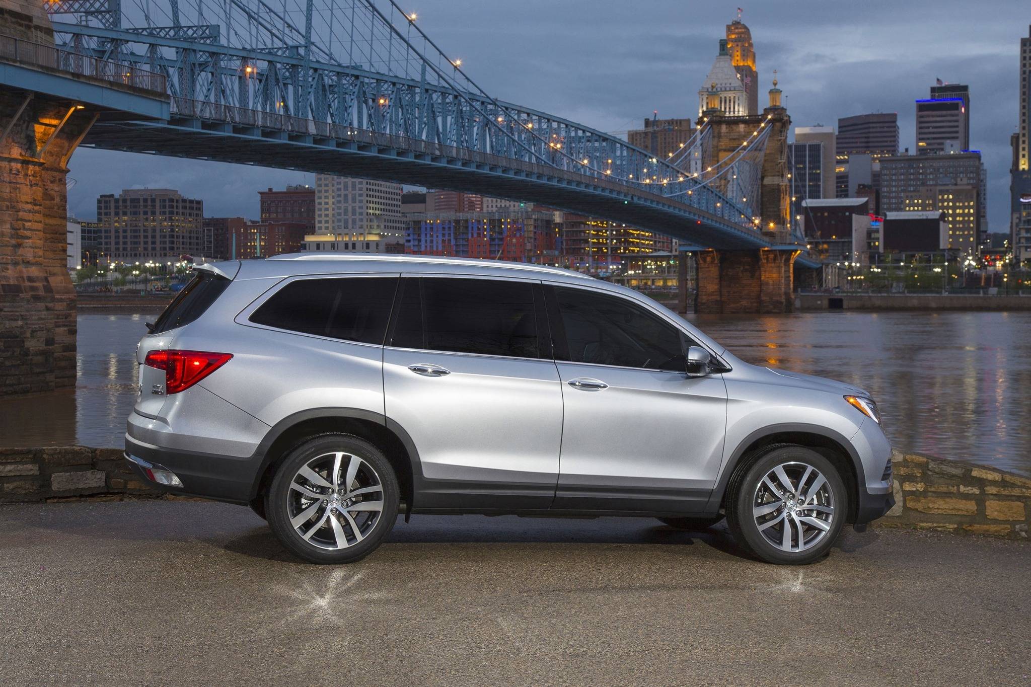 Honda pilot 2017