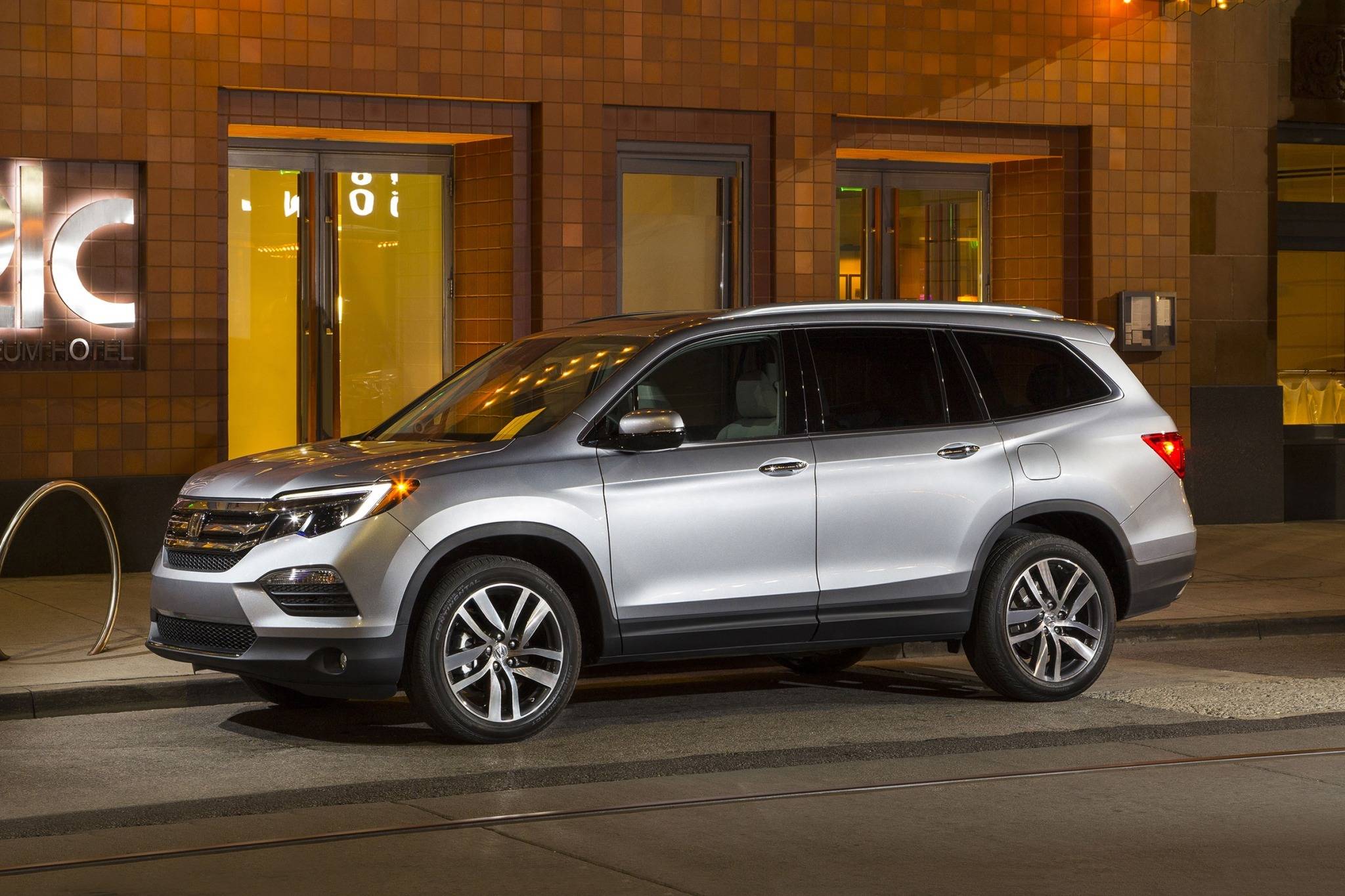 Honda pilot 2017