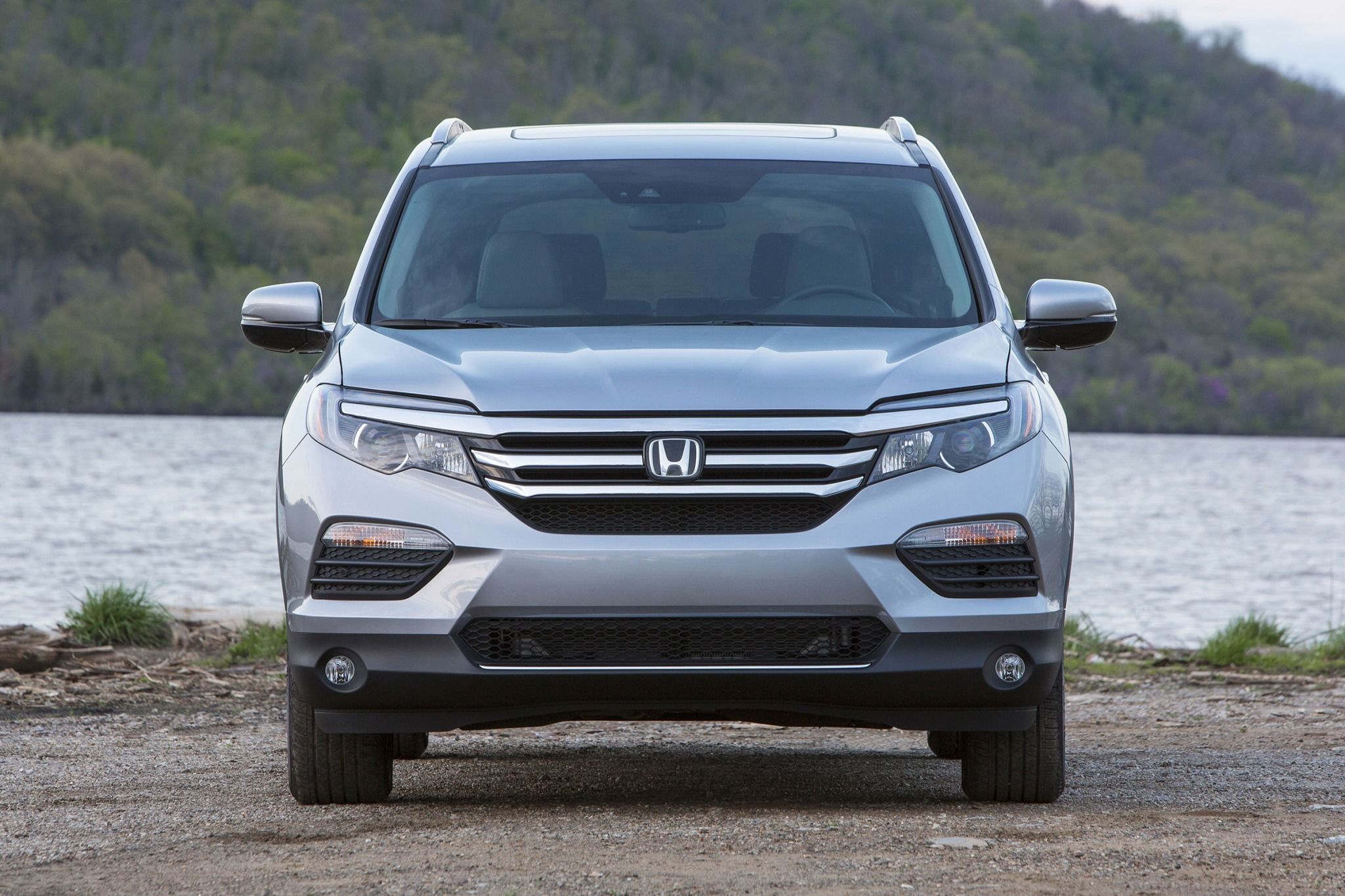 Honda pilot 2017