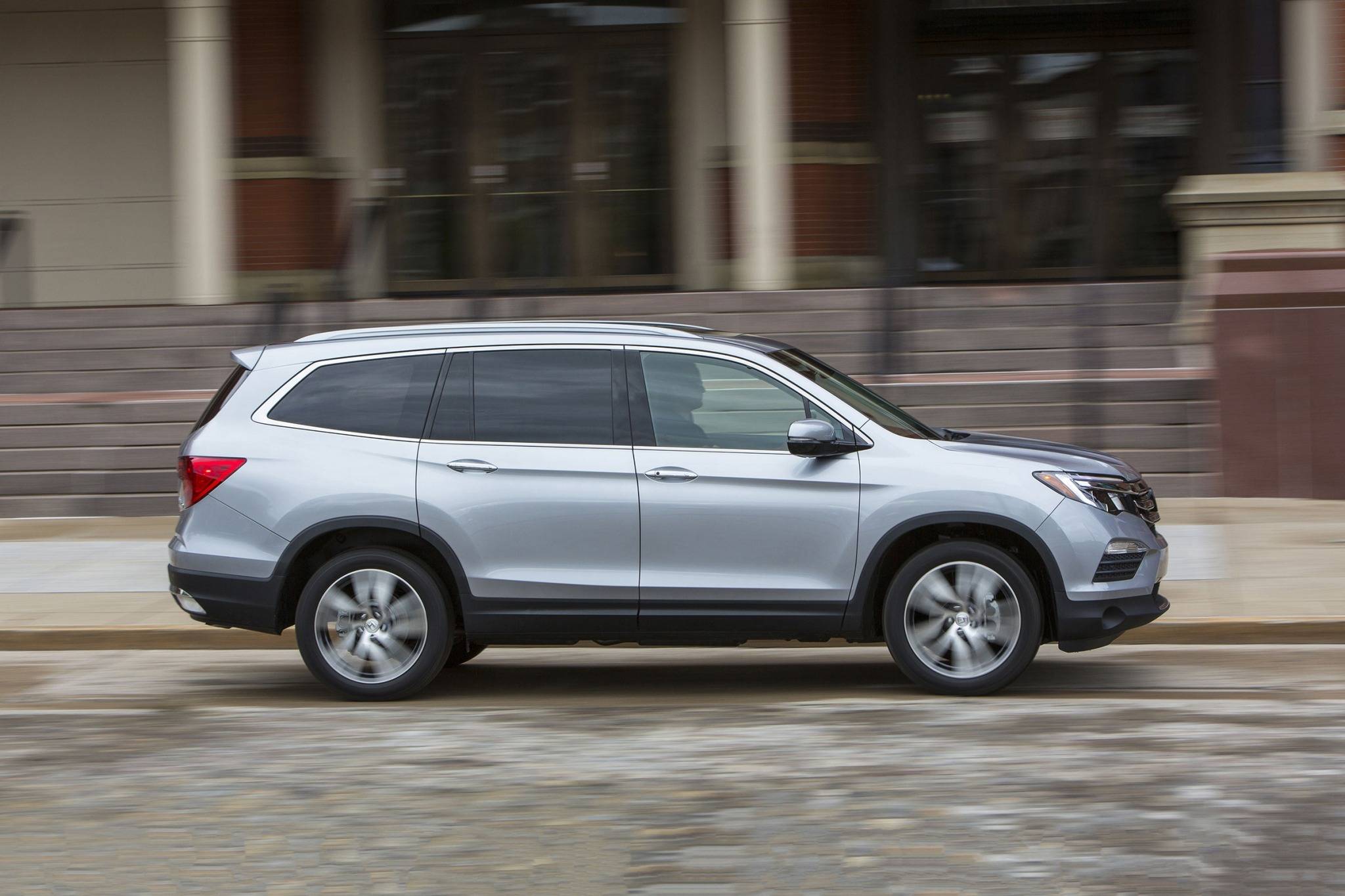 Honda pilot 2017