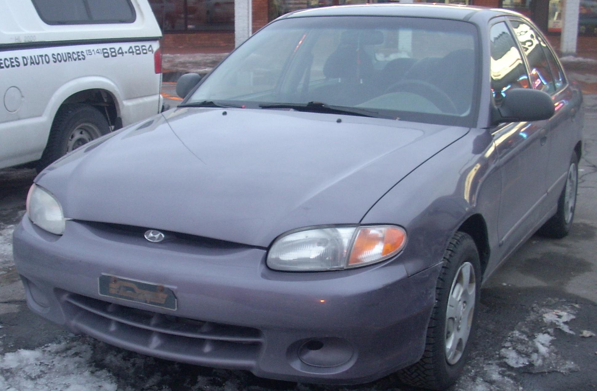 Hyundai accent 1999