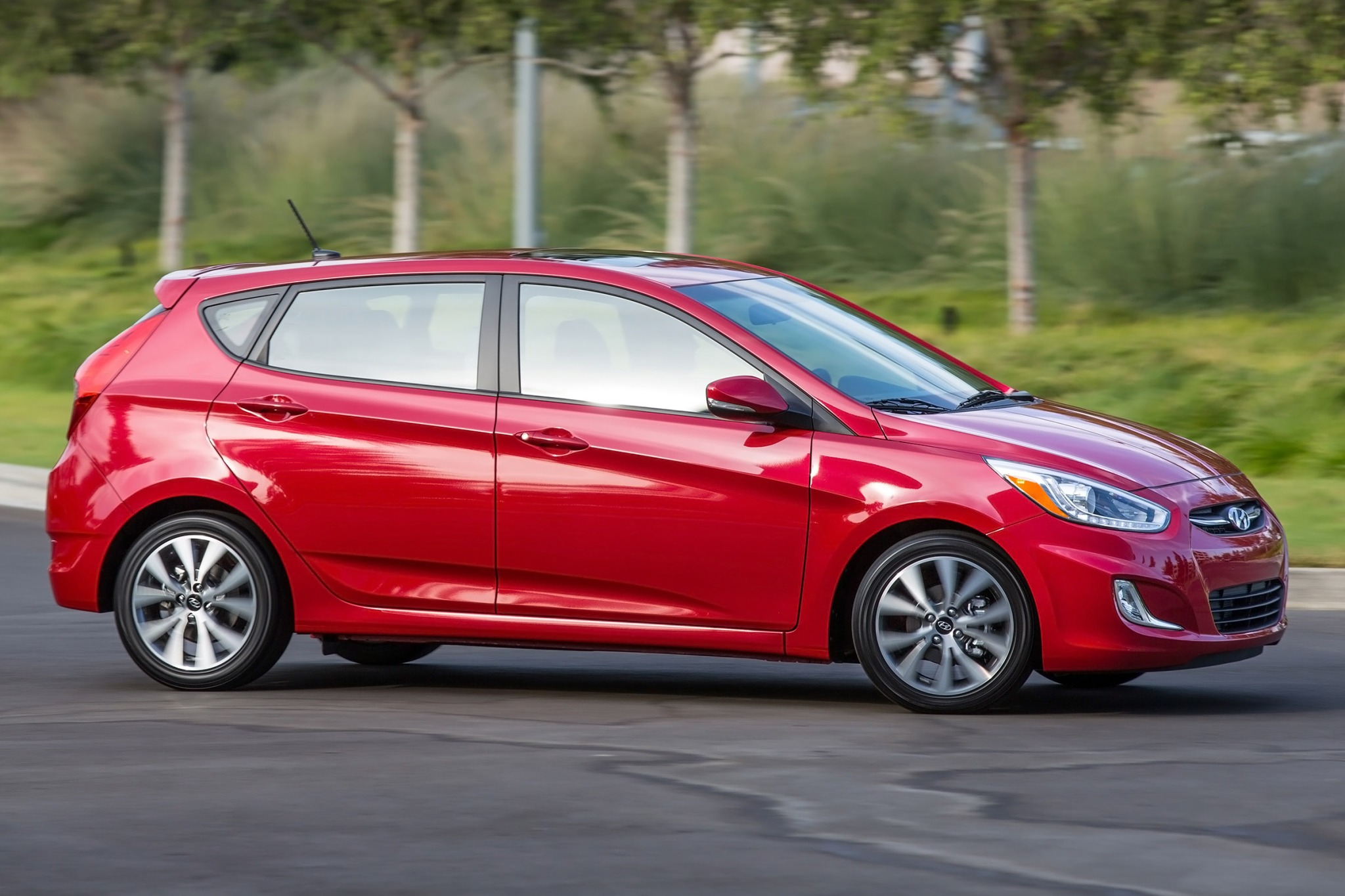 Hyundai accent 2015 года