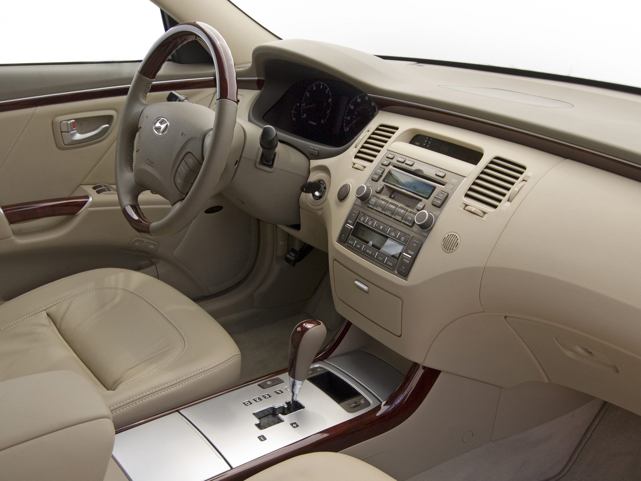 2010 Hyundai Azera Specs, Prices, VINs & Recalls AutoDetective