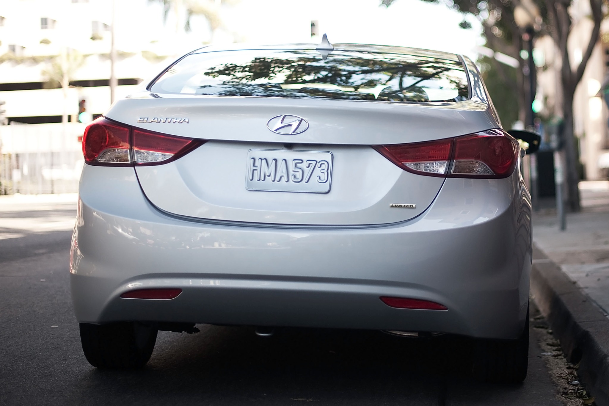 Hyundai elantra 2012 года