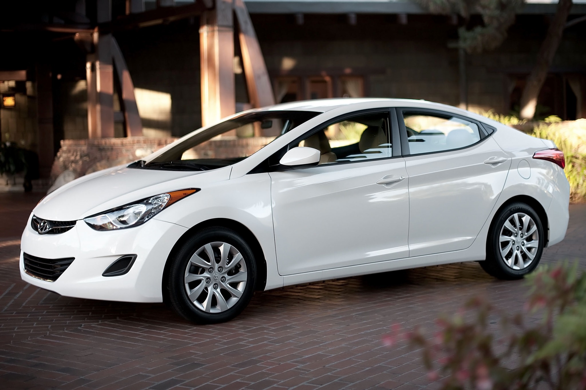 2013 Hyundai Elantra Specs, Prices, VINs & Recalls - AutoDetective