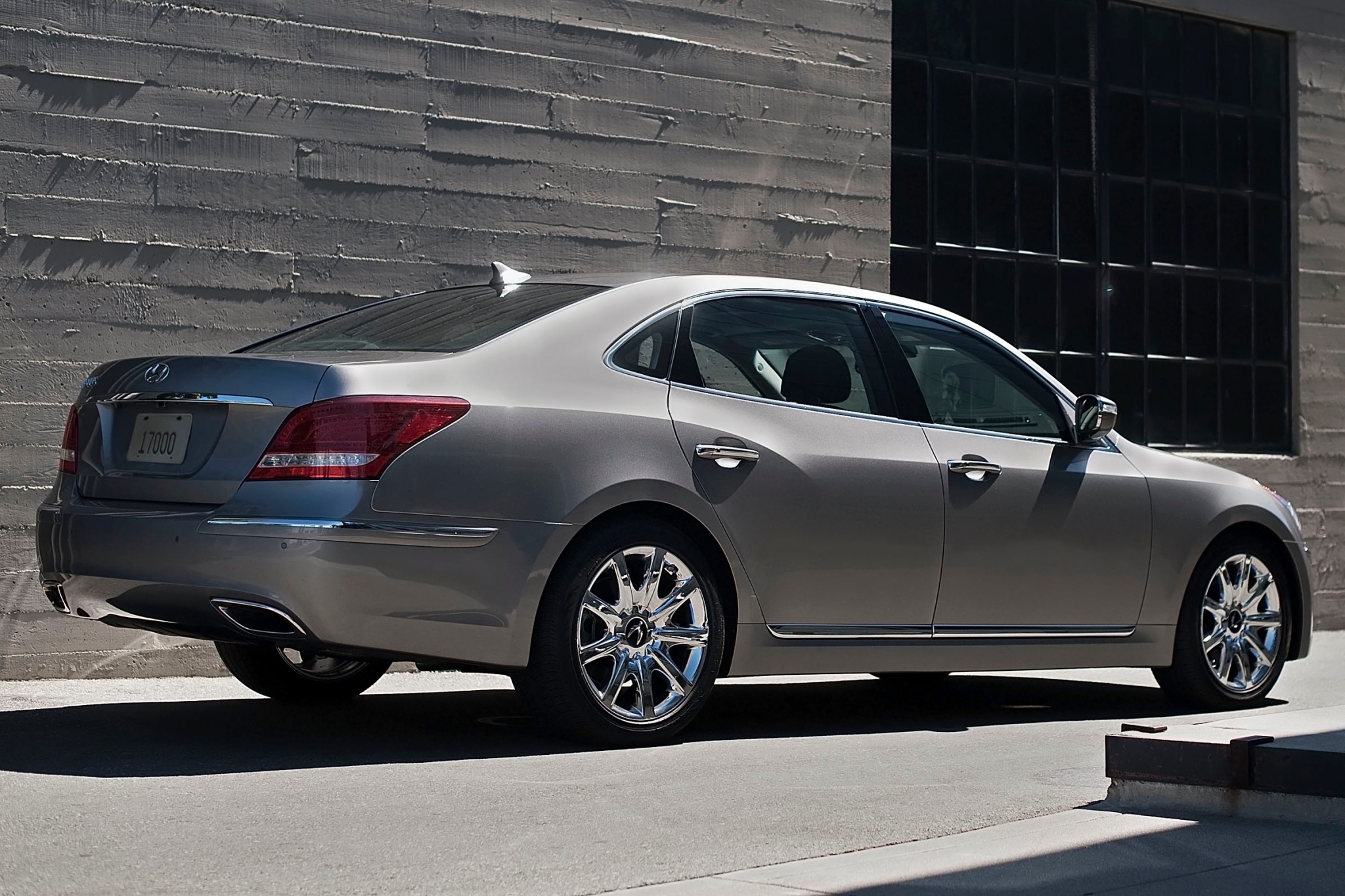 2012 Hyundai Equus Specs, Prices, VINs & Recalls - AutoDetective