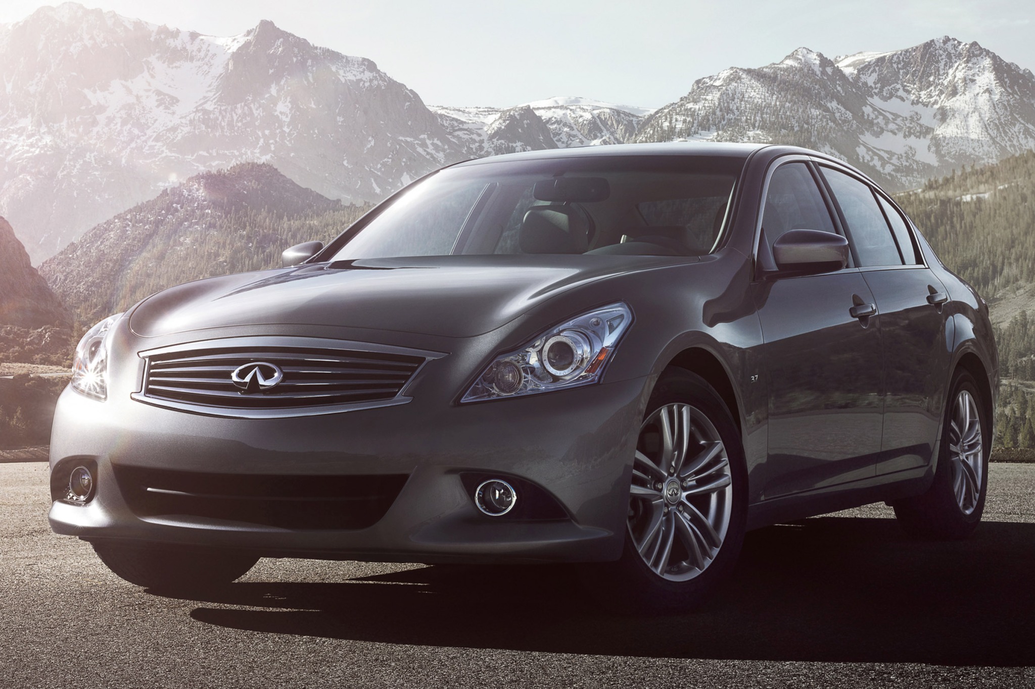 2015 Infiniti Q40 Specs, Prices, VINs & Recalls - AutoDetective