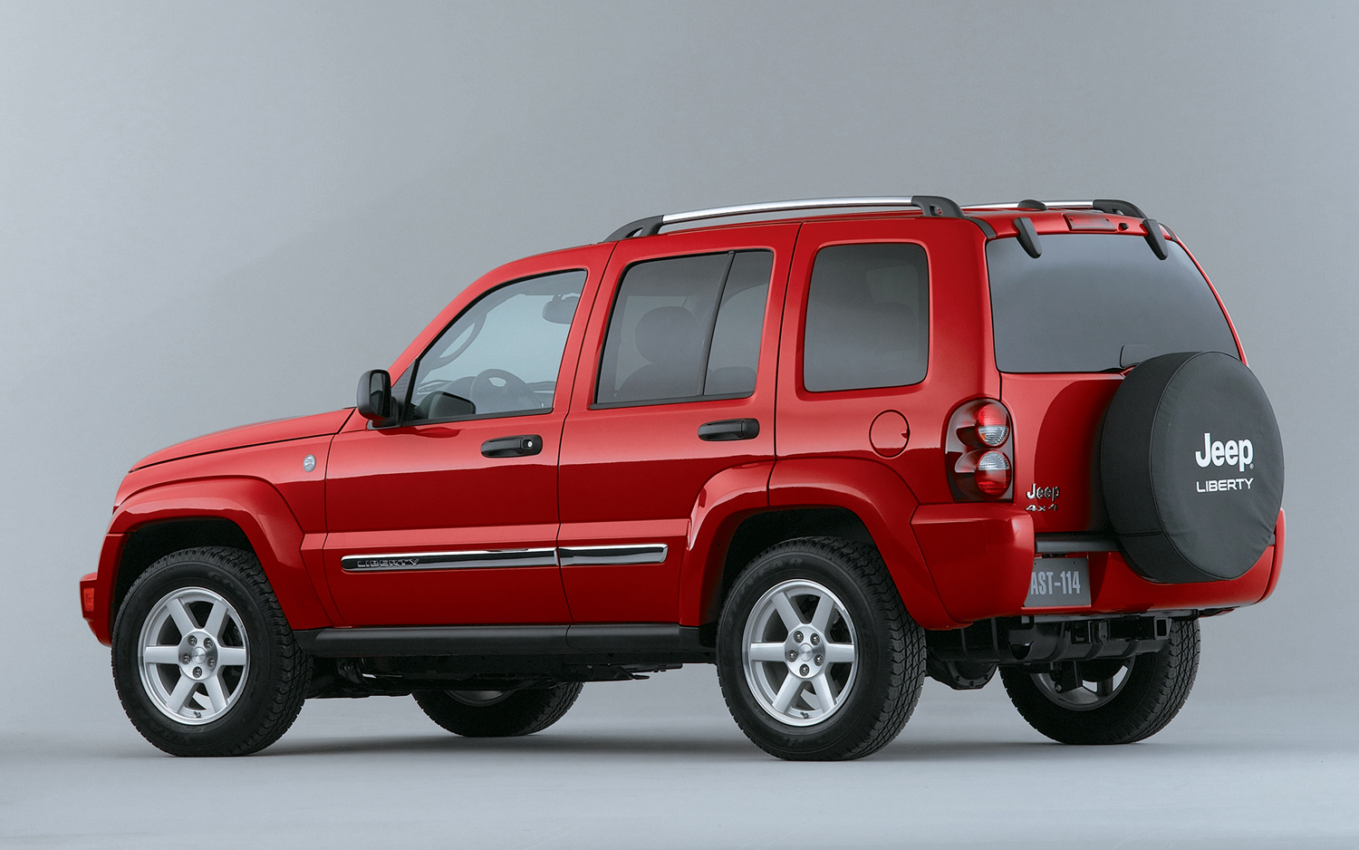 2005 Jeep Liberty VINs, Configurations, MSRP & Specs AutoDetective