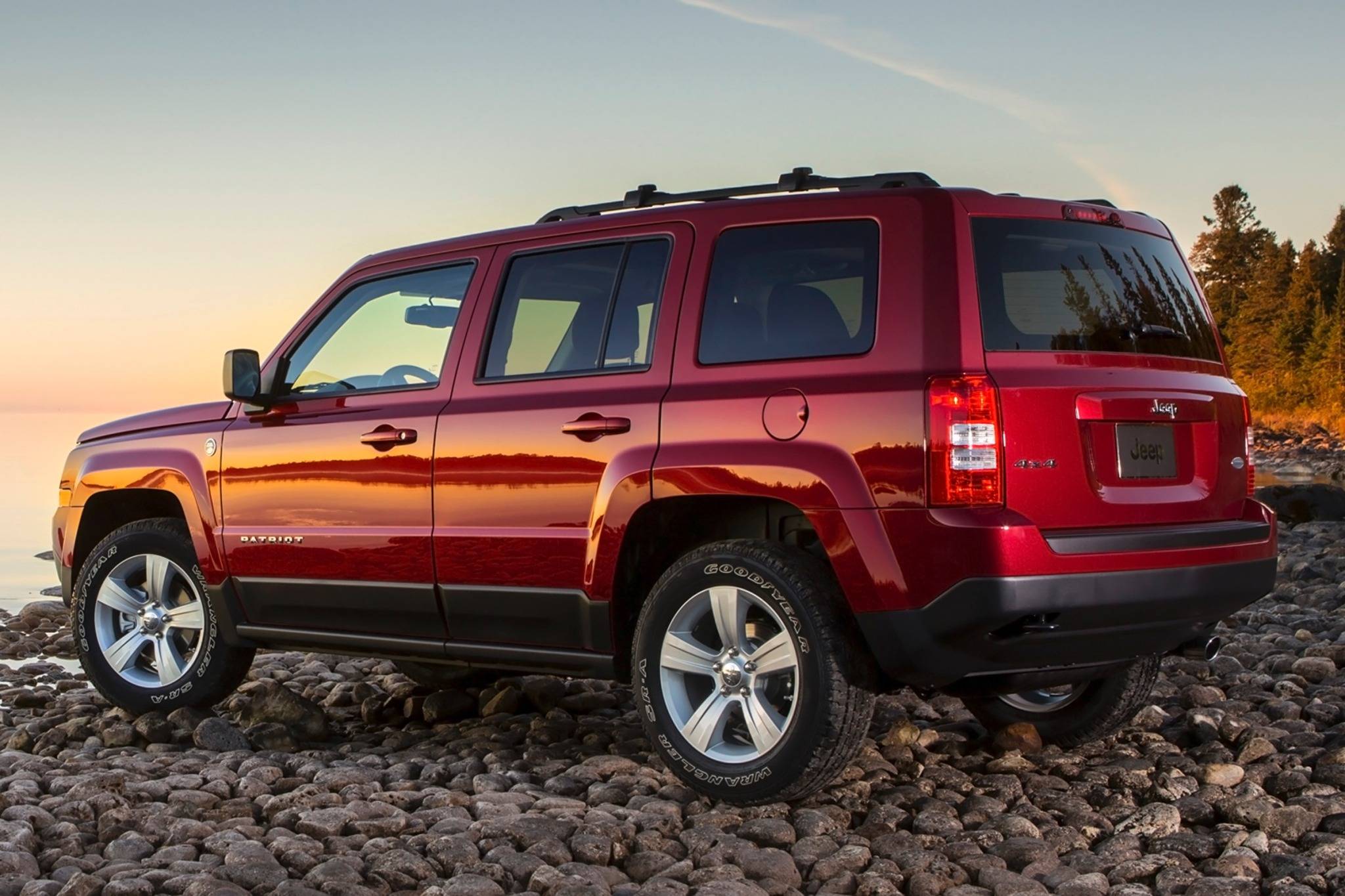 2017 Jeep Patriot Vins Configurations Msrp And Specs Autodetective