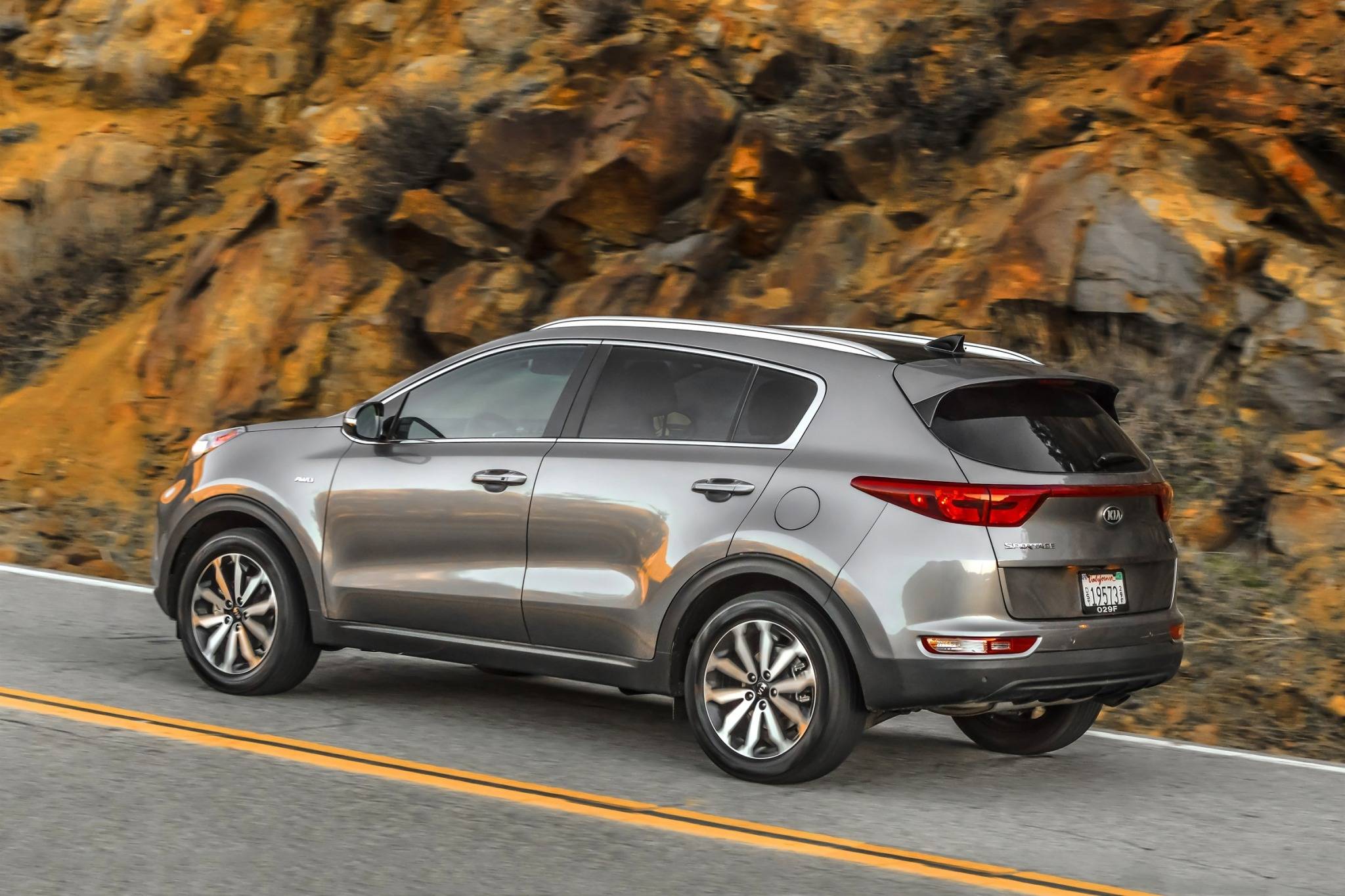 2018 Kia Sportage VIN Check, Specs & Recalls AutoDetective