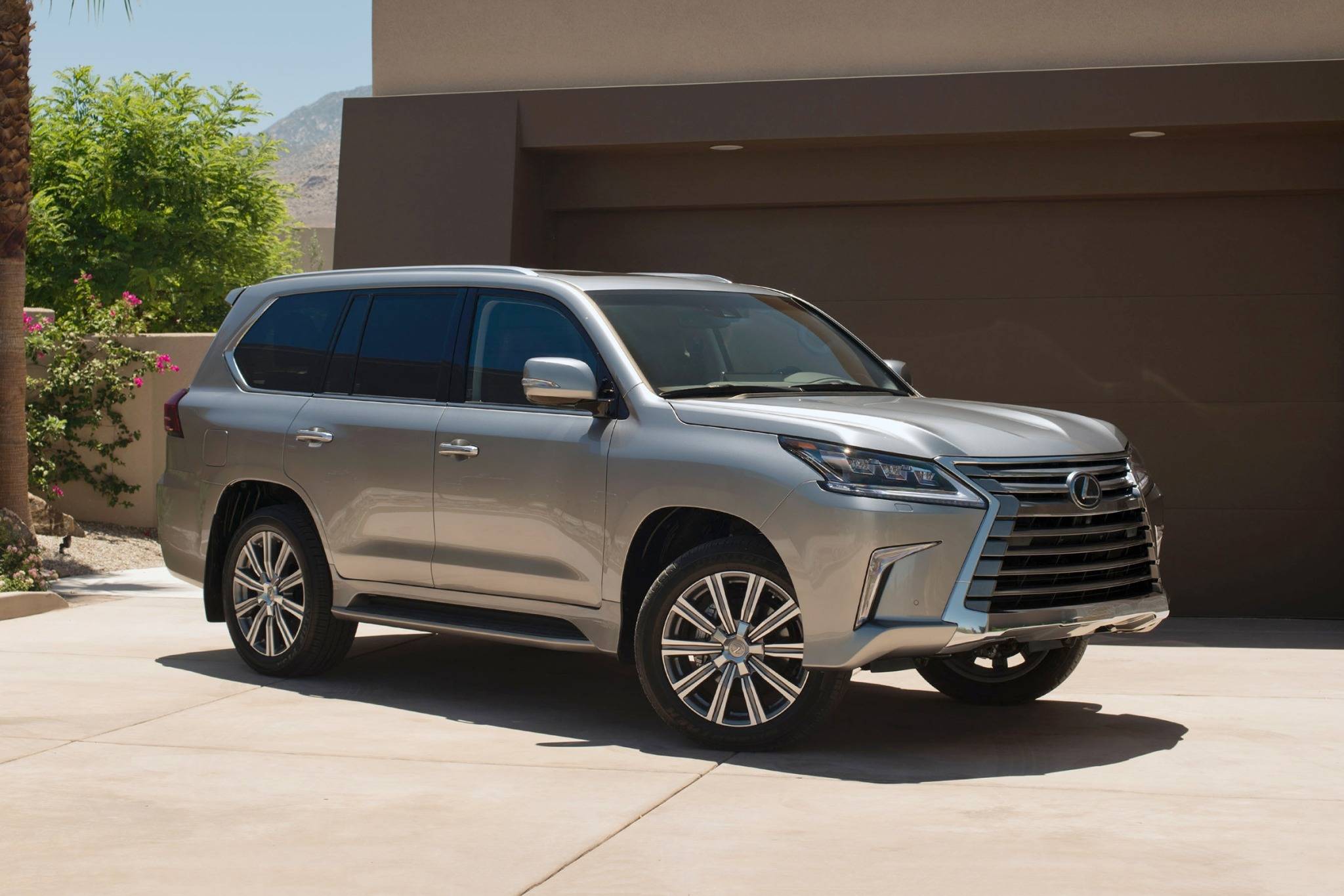 3 row lexus suv