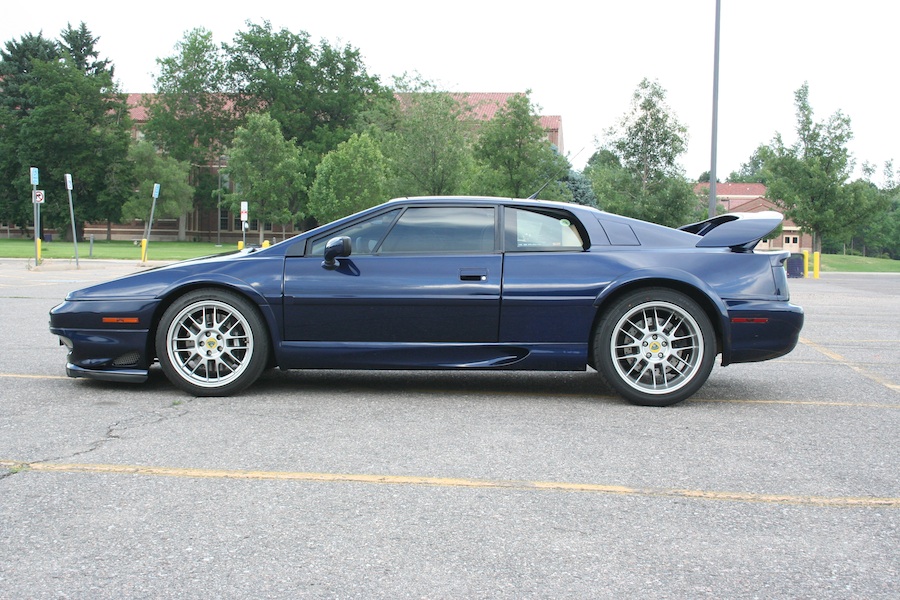 Lotus esprit 2004