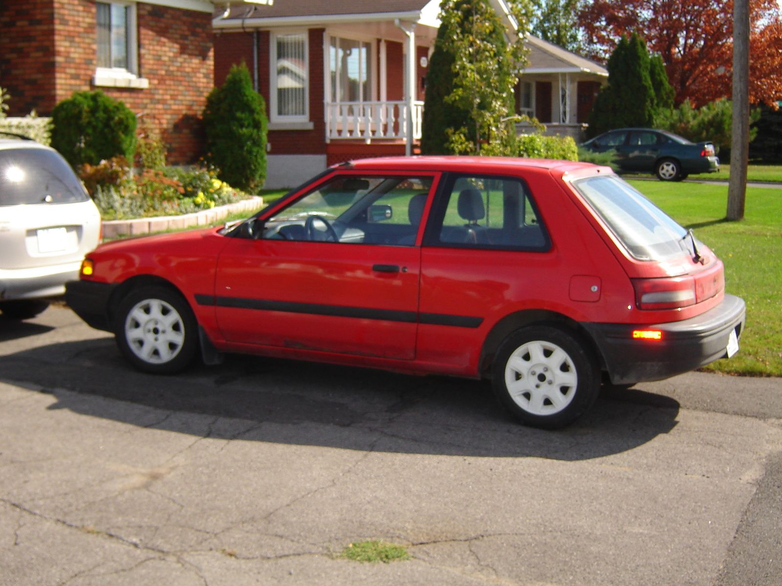 Mazda 323 1994