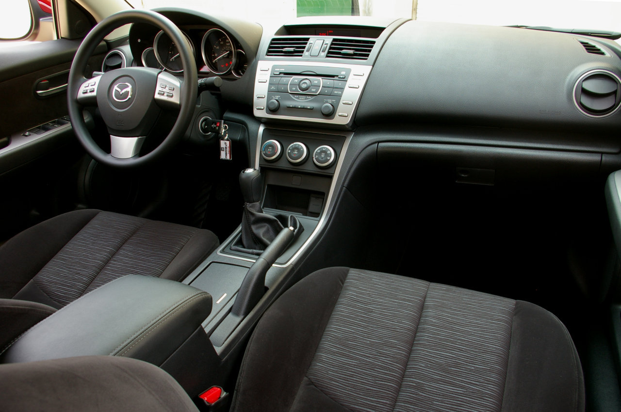 Mazda 6 Custom Interior