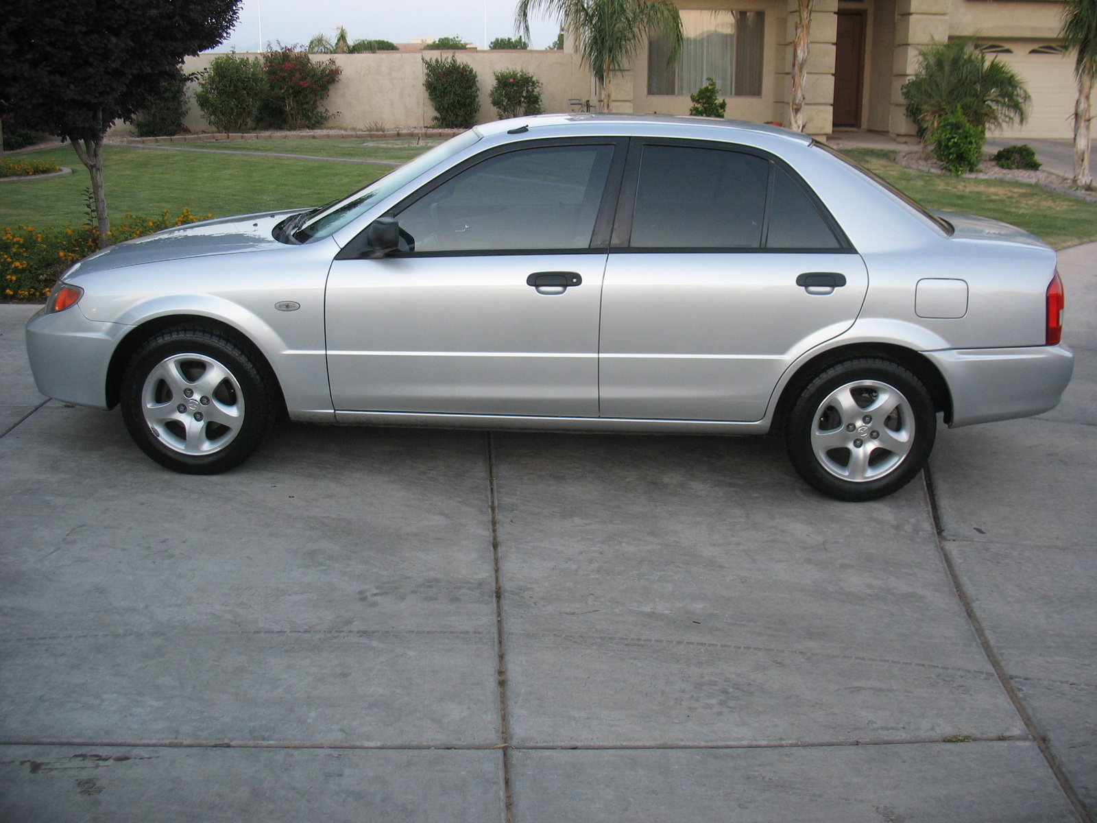 ... 2002 Mazda Protege5 Photo 8 ...