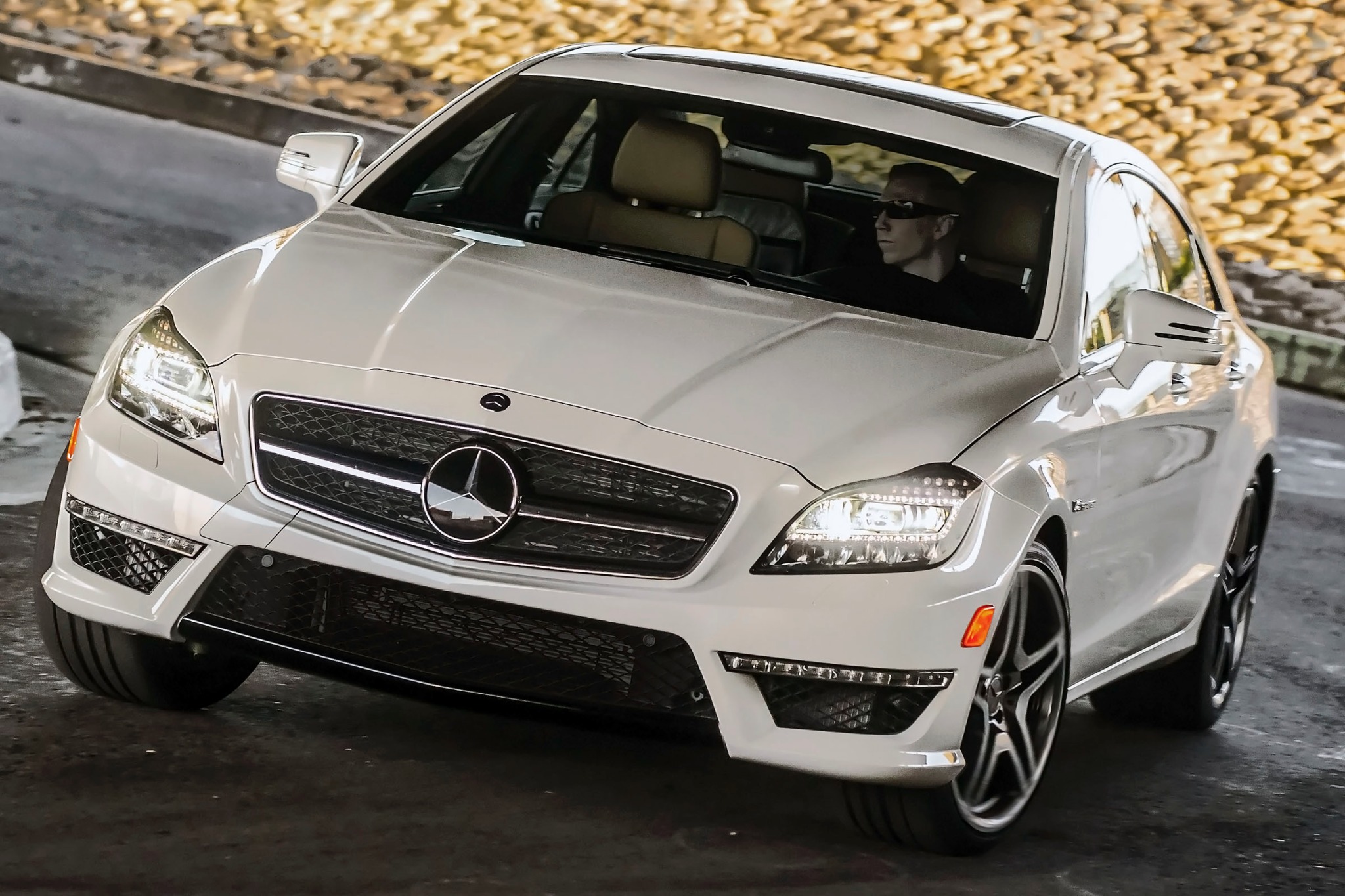 Мерседес бенц cls class