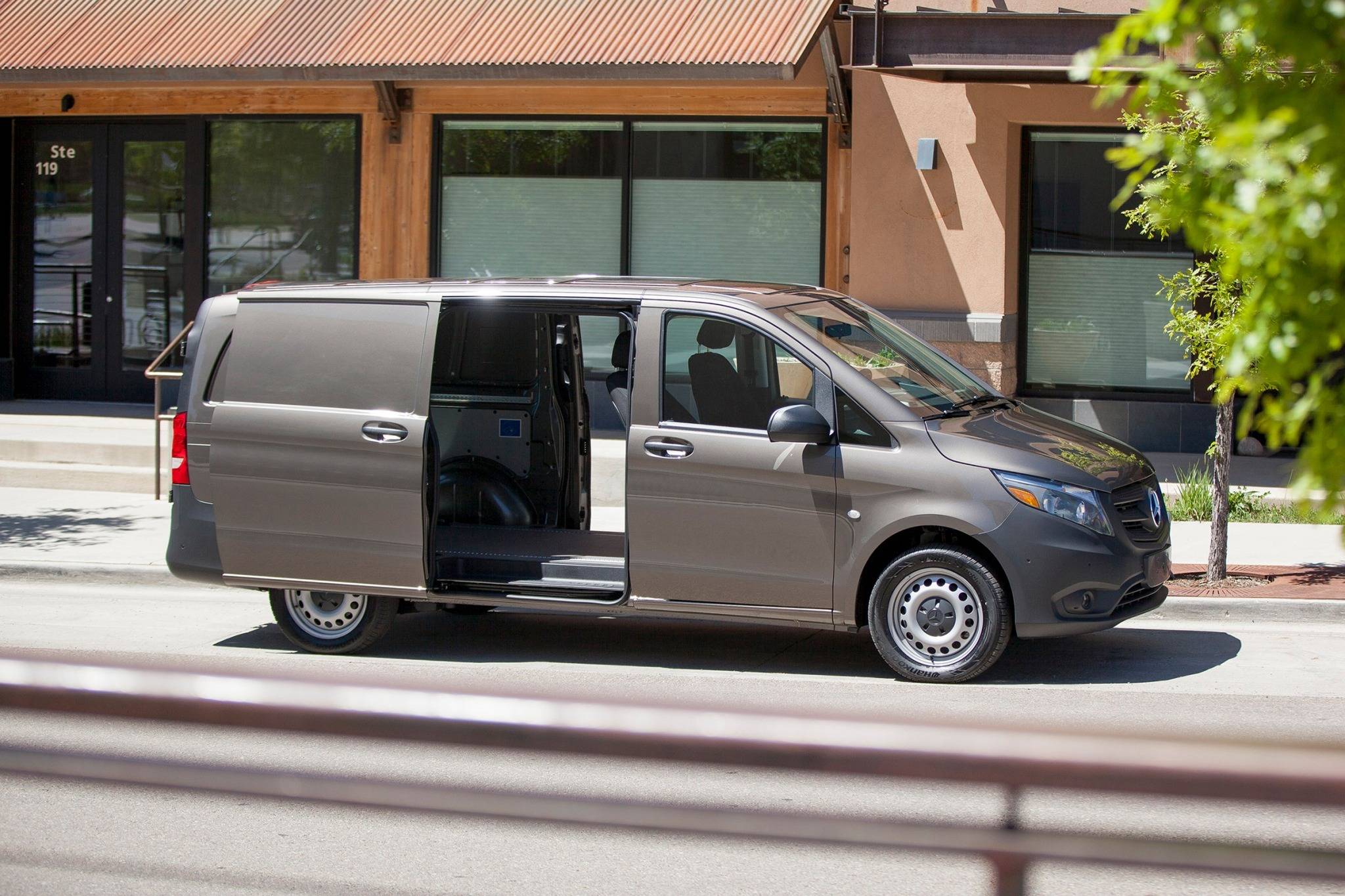 2017 MercedesBenz Metris Specs, Prices, VINs & Recalls AutoDetective