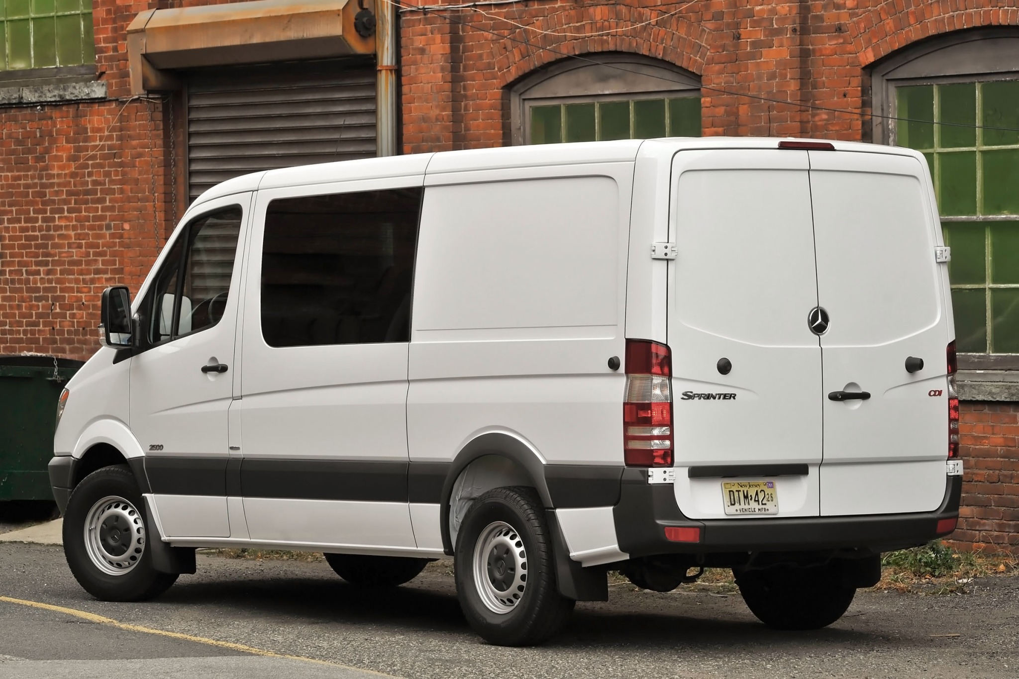 2014 MercedesBenz Sprinter Specs, Prices, VINs & Recalls AutoDetective