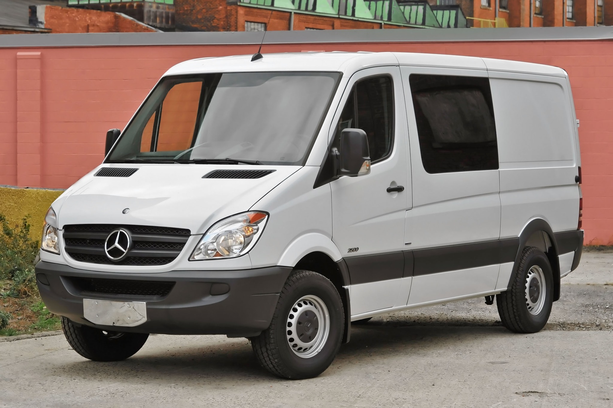 2014 MercedesBenz Sprinter Specs, Prices, VINs & Recalls AutoDetective