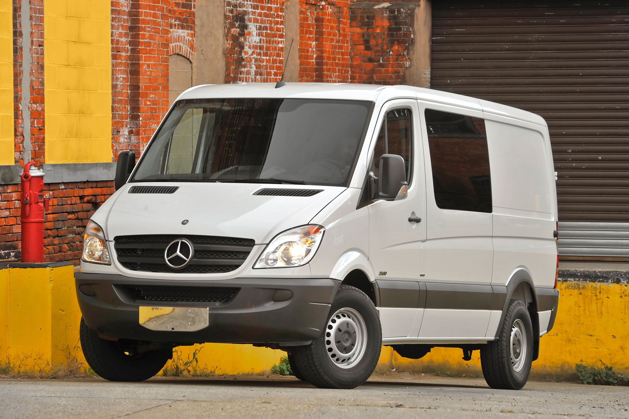 2017 MercedesBenz Sprinter Specs, Prices, VINs & Recalls AutoDetective