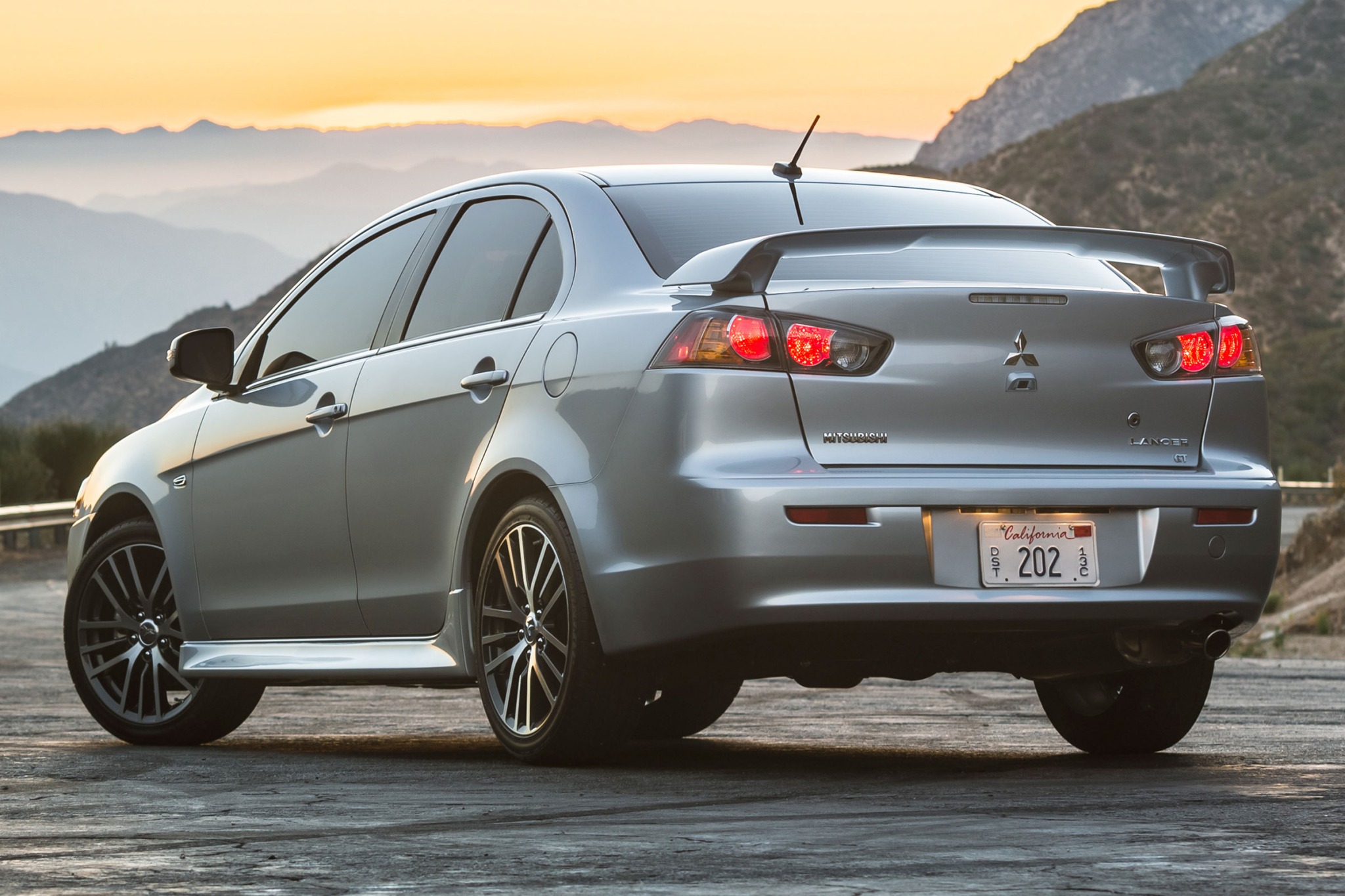 2016 Mitsubishi Lancer Specs, Prices, VINs & Recalls AutoDetective