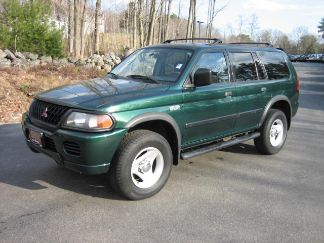 Mitsubishi montero 2000
