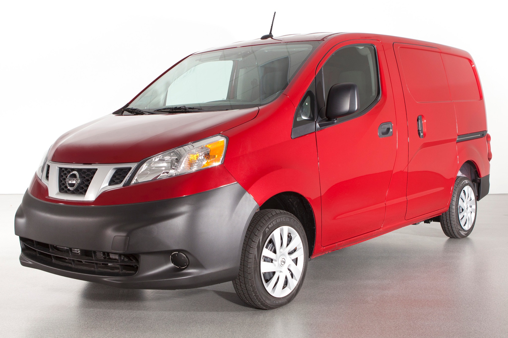 Nissan nv200 фото