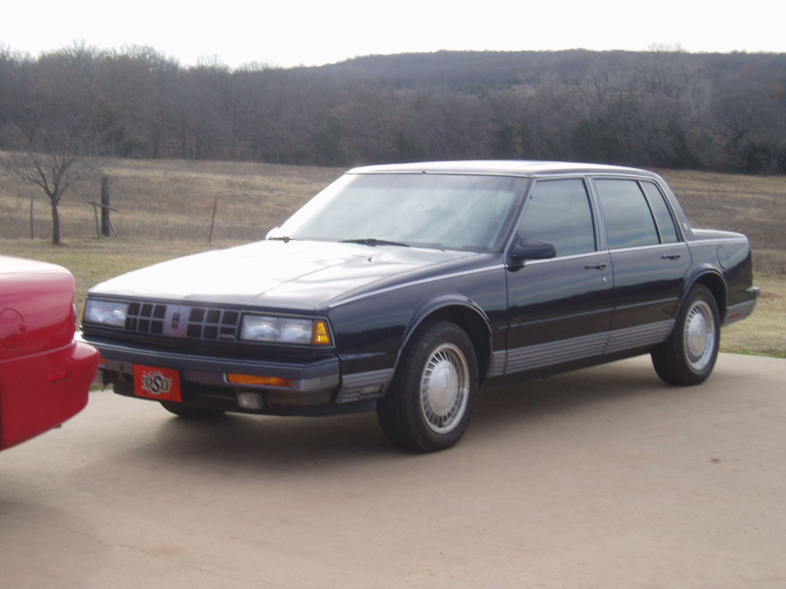 Oldsmobile 88 1990