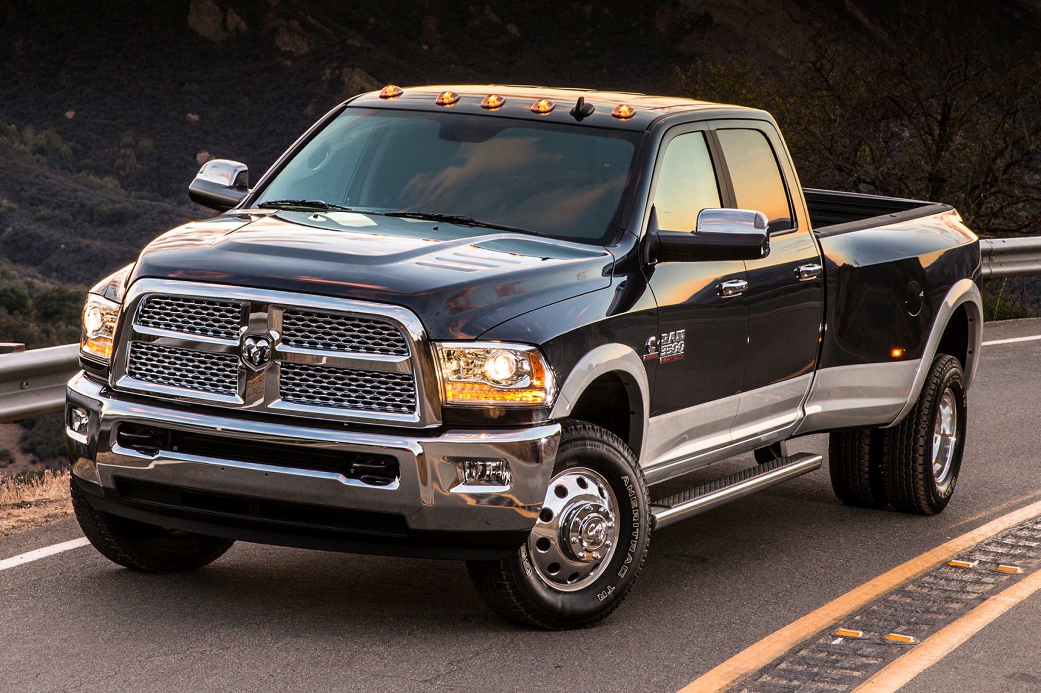 2016 RAM 3500 Tradesman Regular Cab 2WD DRW VIN check - AutoDetective