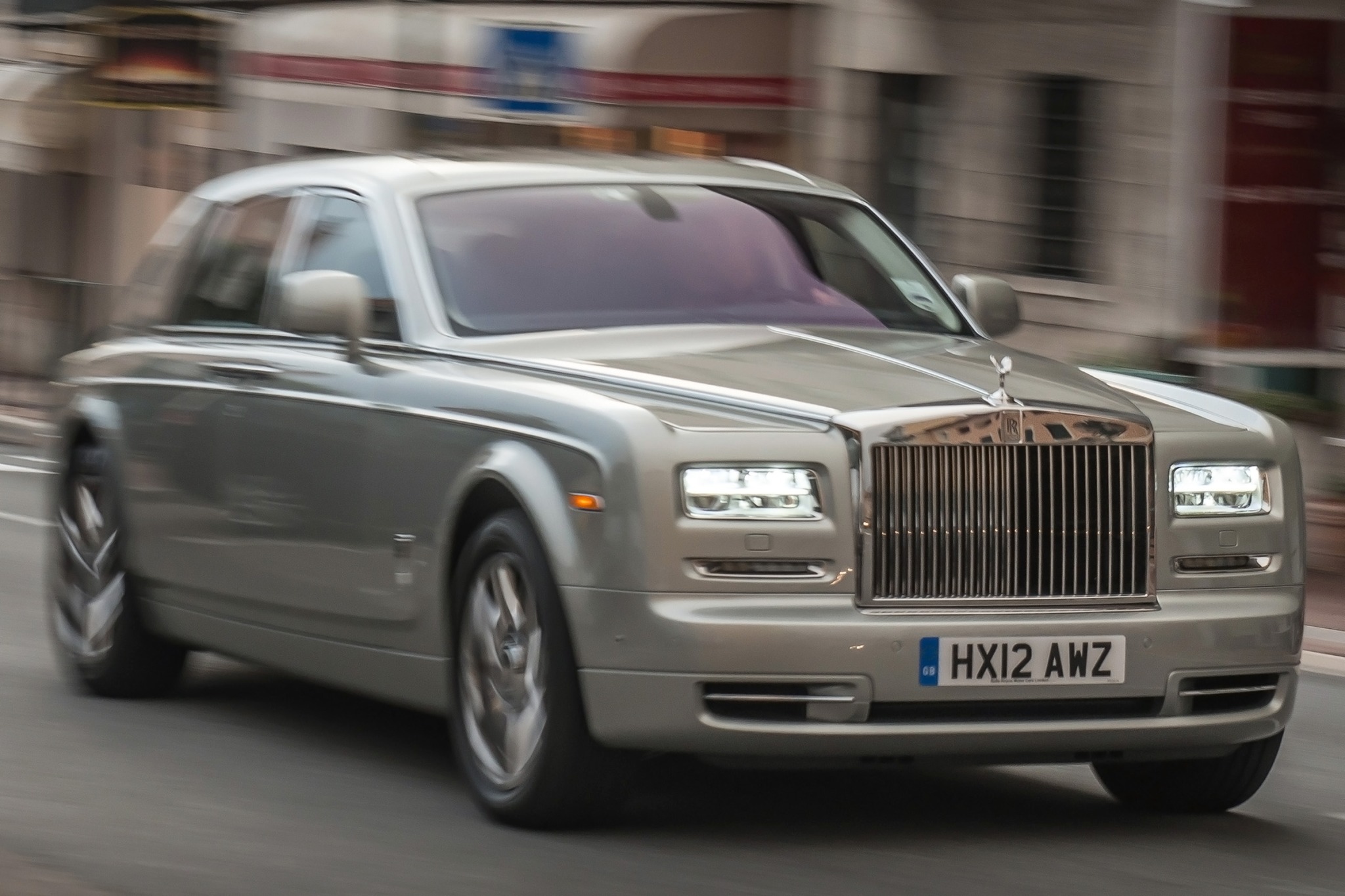 2013 Rolls-Royce Phantom VIN Number Search - AutoDetective