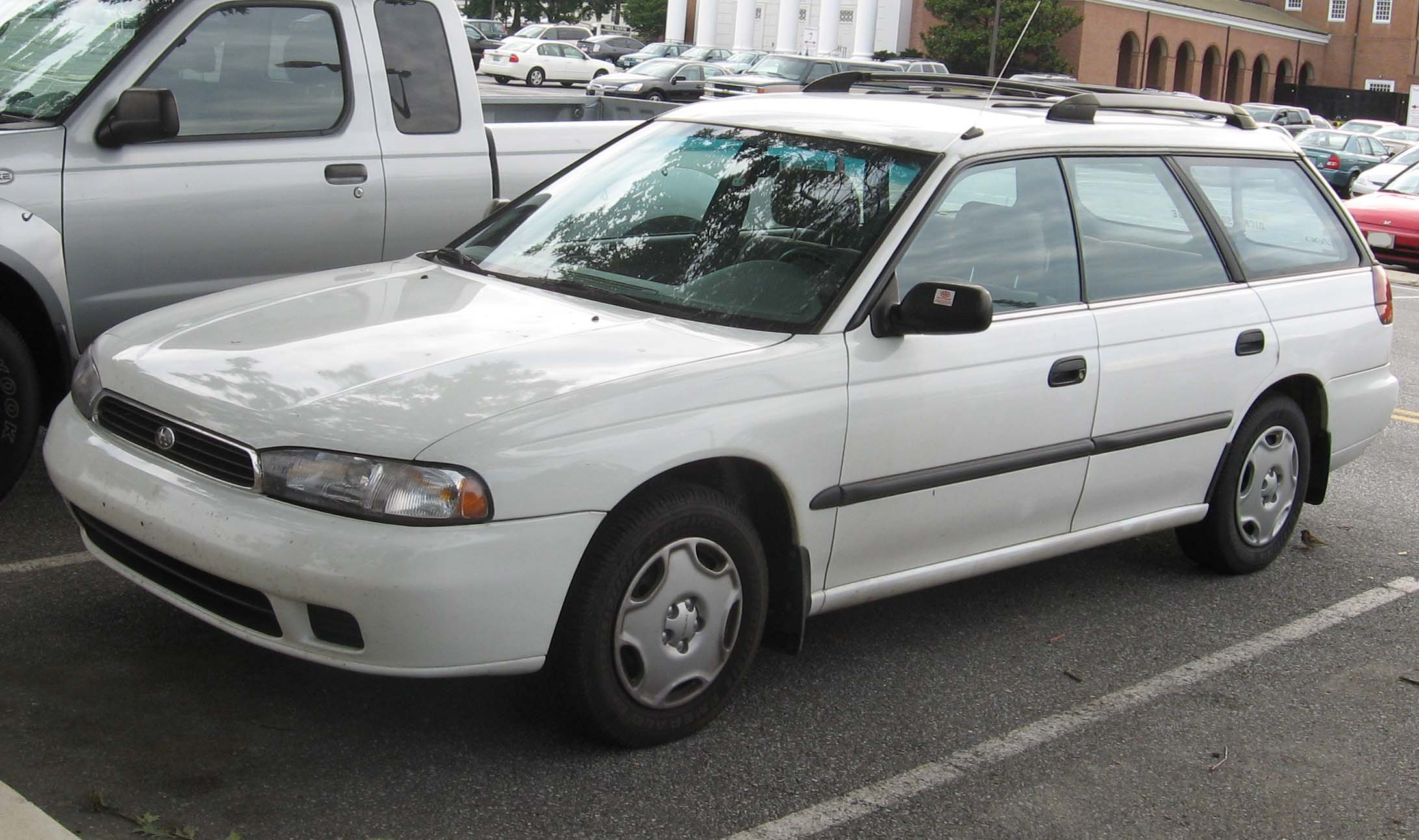 Surprisingly Affordable: 1995 Subaru Legacy Prices Revealed - y55mmwx