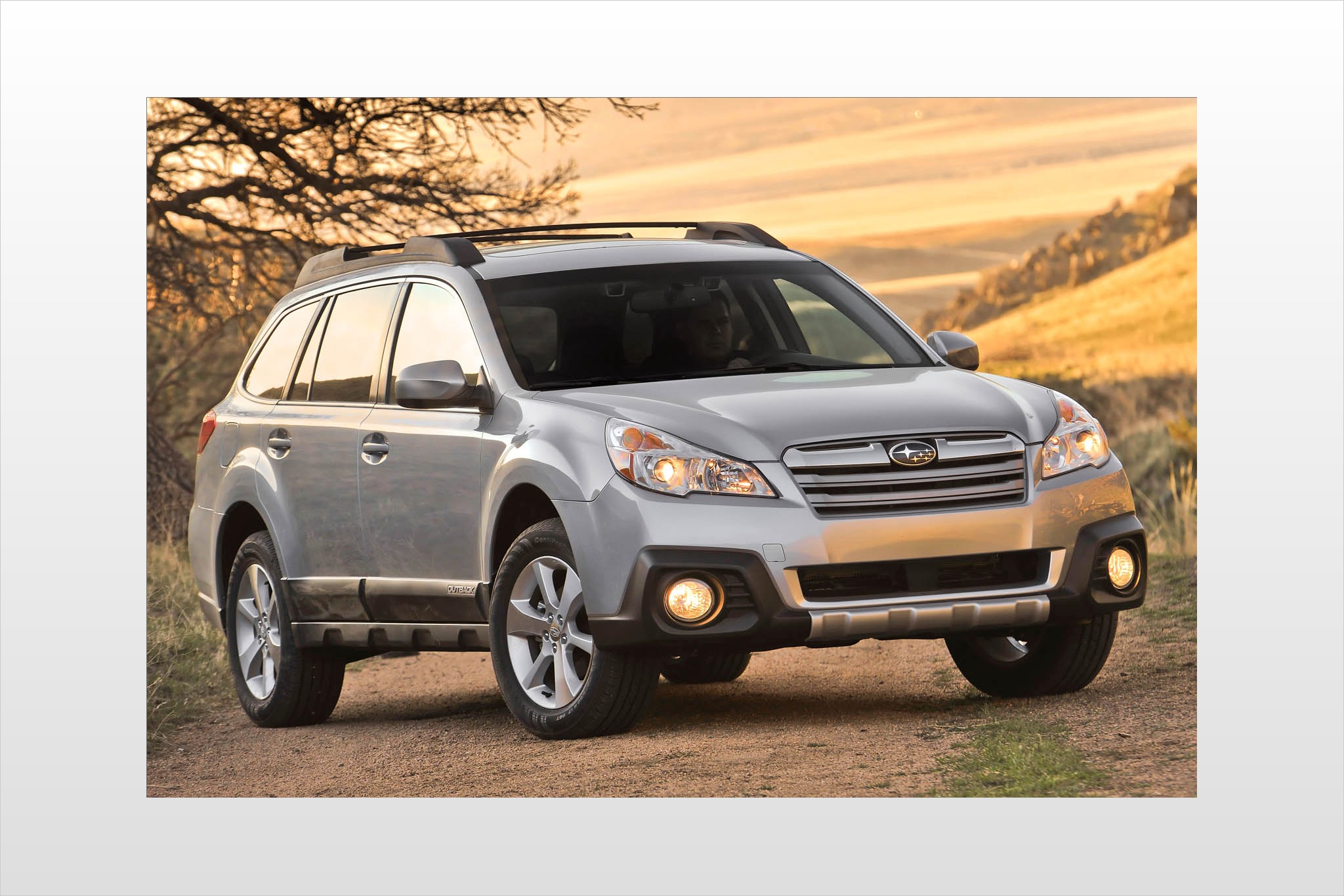 Subaru outback 2014 года