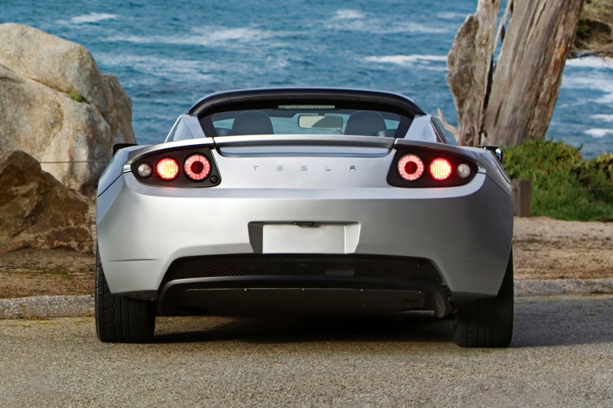 2010 Tesla Roadster VIN Check, Specs & Recalls - AutoDetective