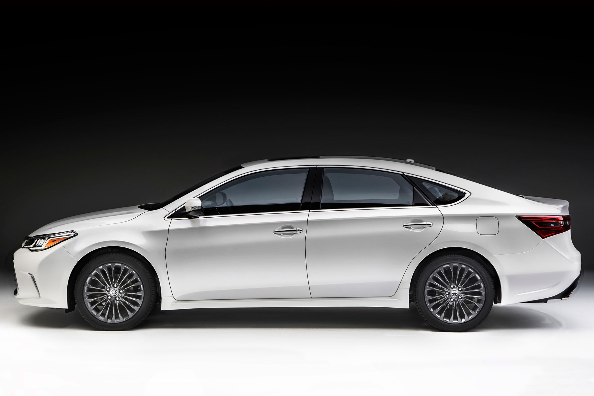 Toyota avalon 2016