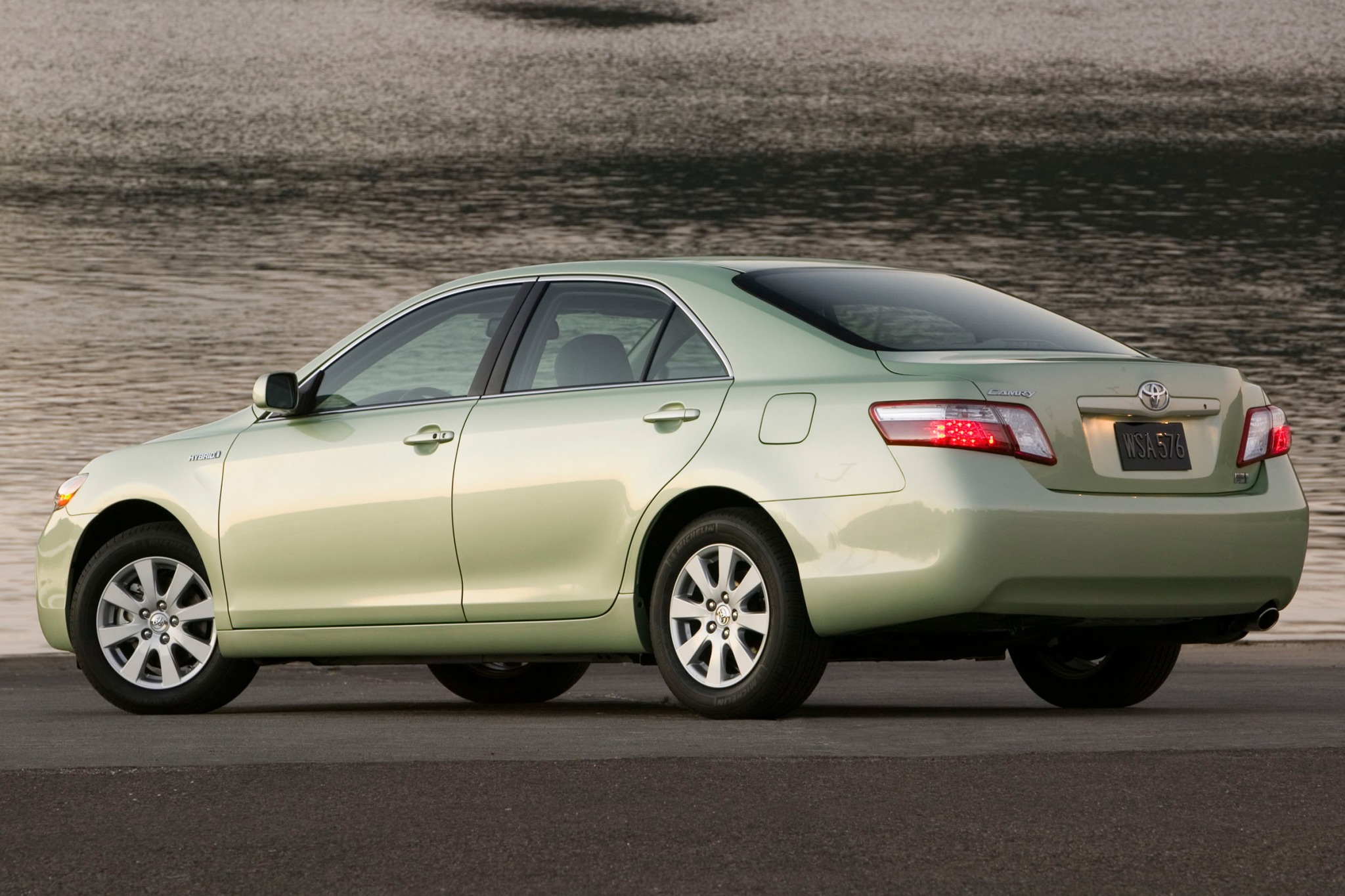 2007 Toyota Camry Hybrid Specs, Prices, VINs & Recalls - AutoDetective