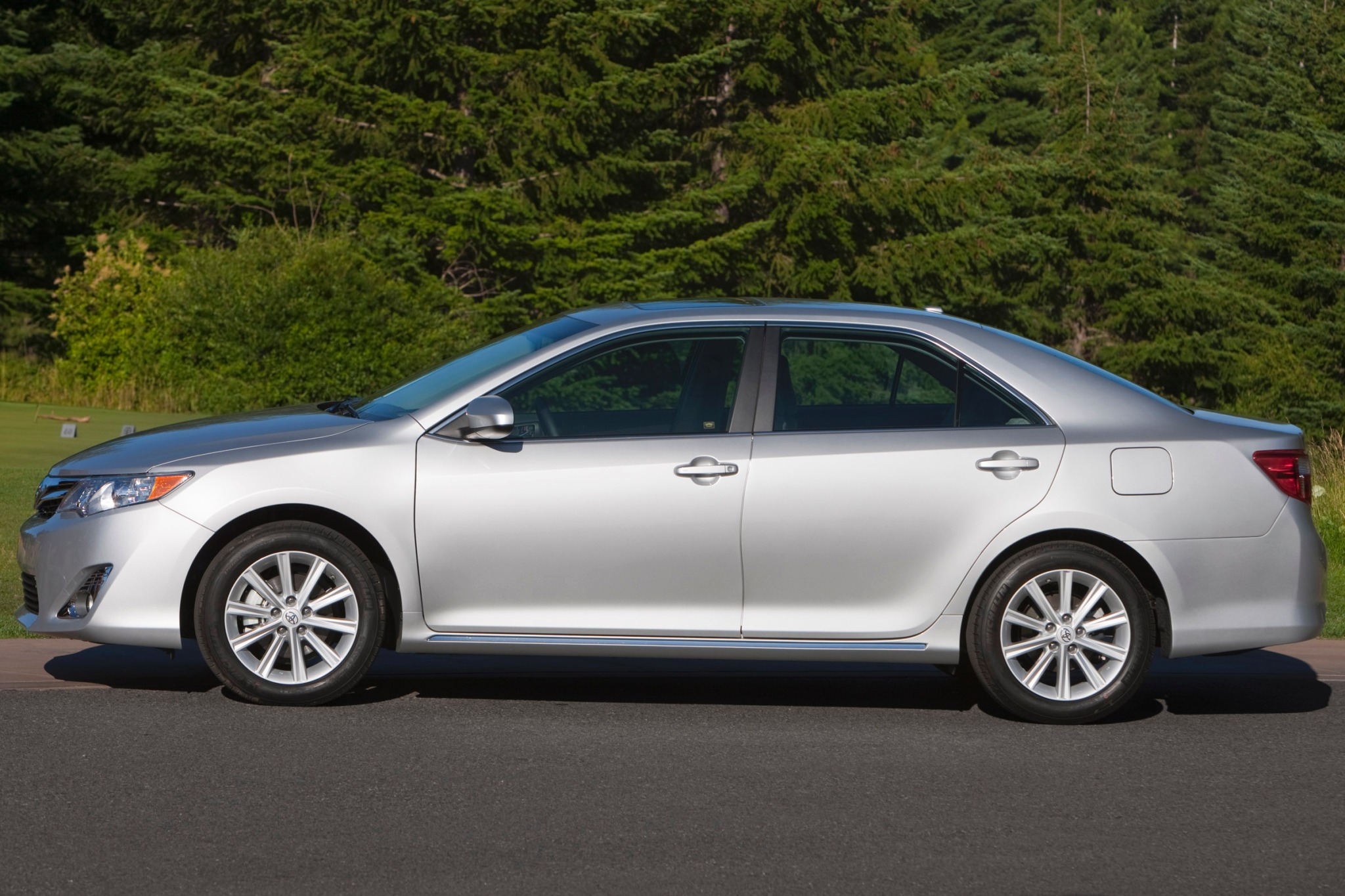 2014 Toyota Camry Specs, Prices, VINs & Recalls AutoDetective