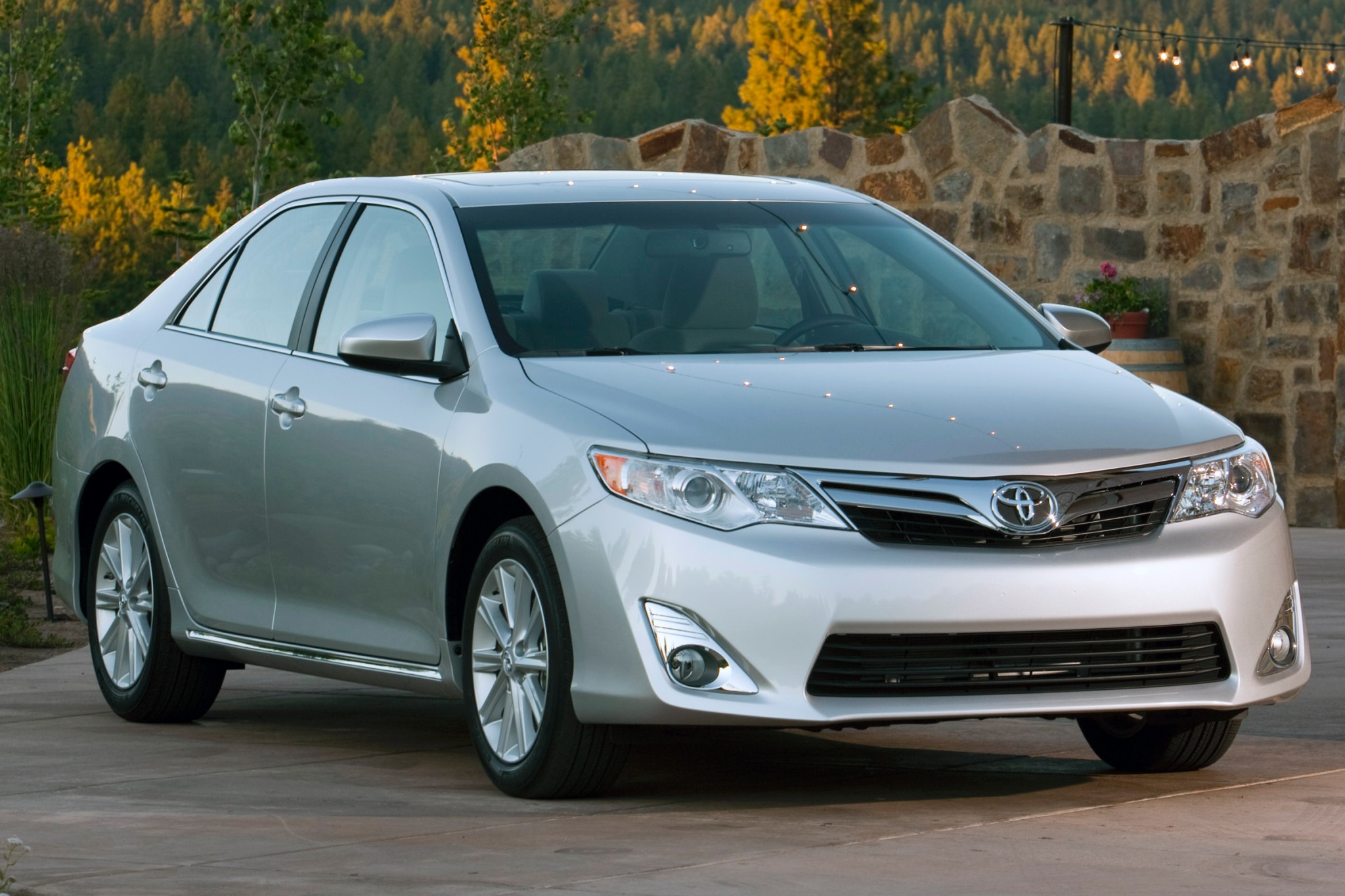 2014 Toyota Camry Specs, Prices, VINs & Recalls AutoDetective